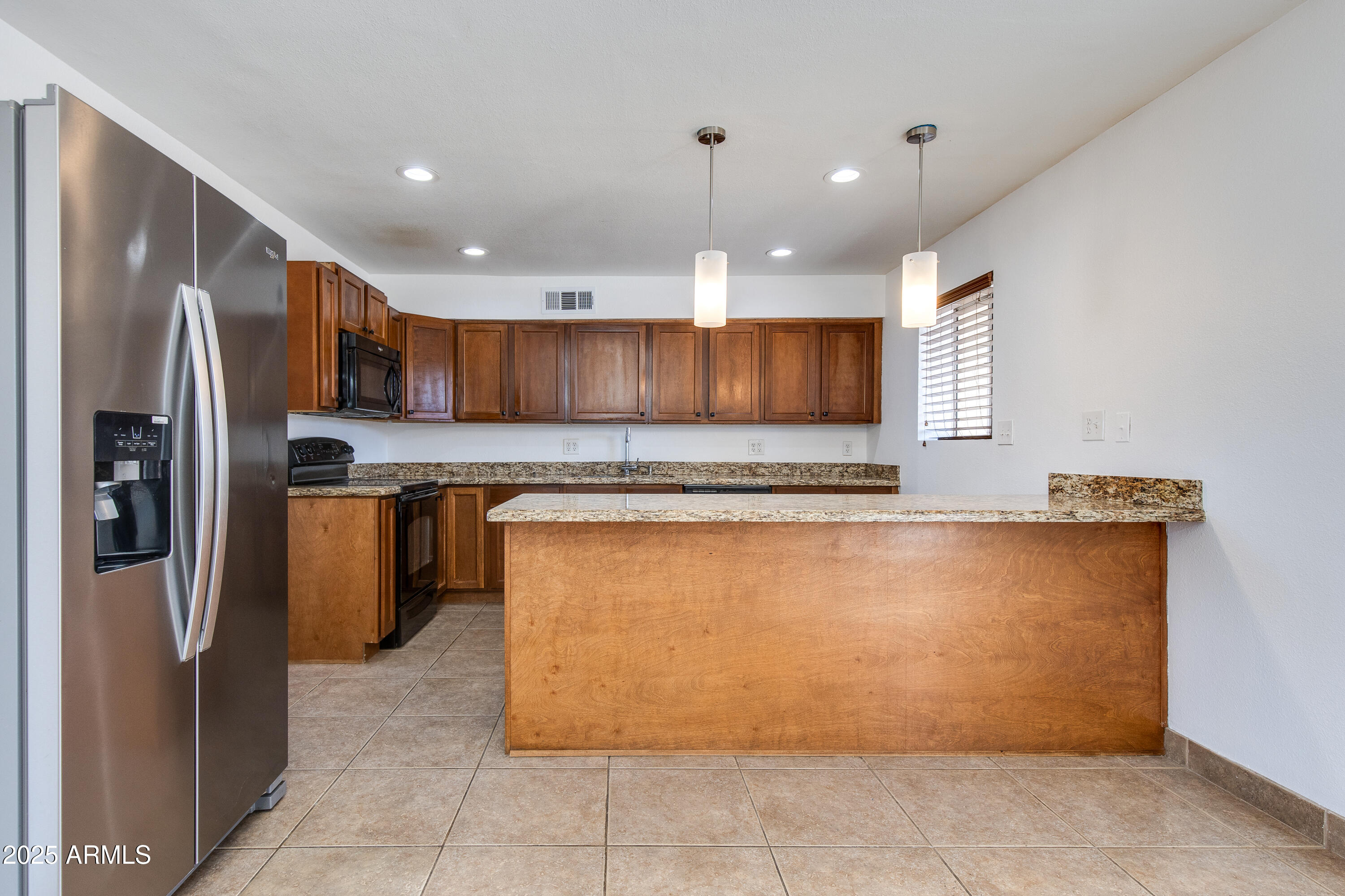 2515 E KAREN Drive