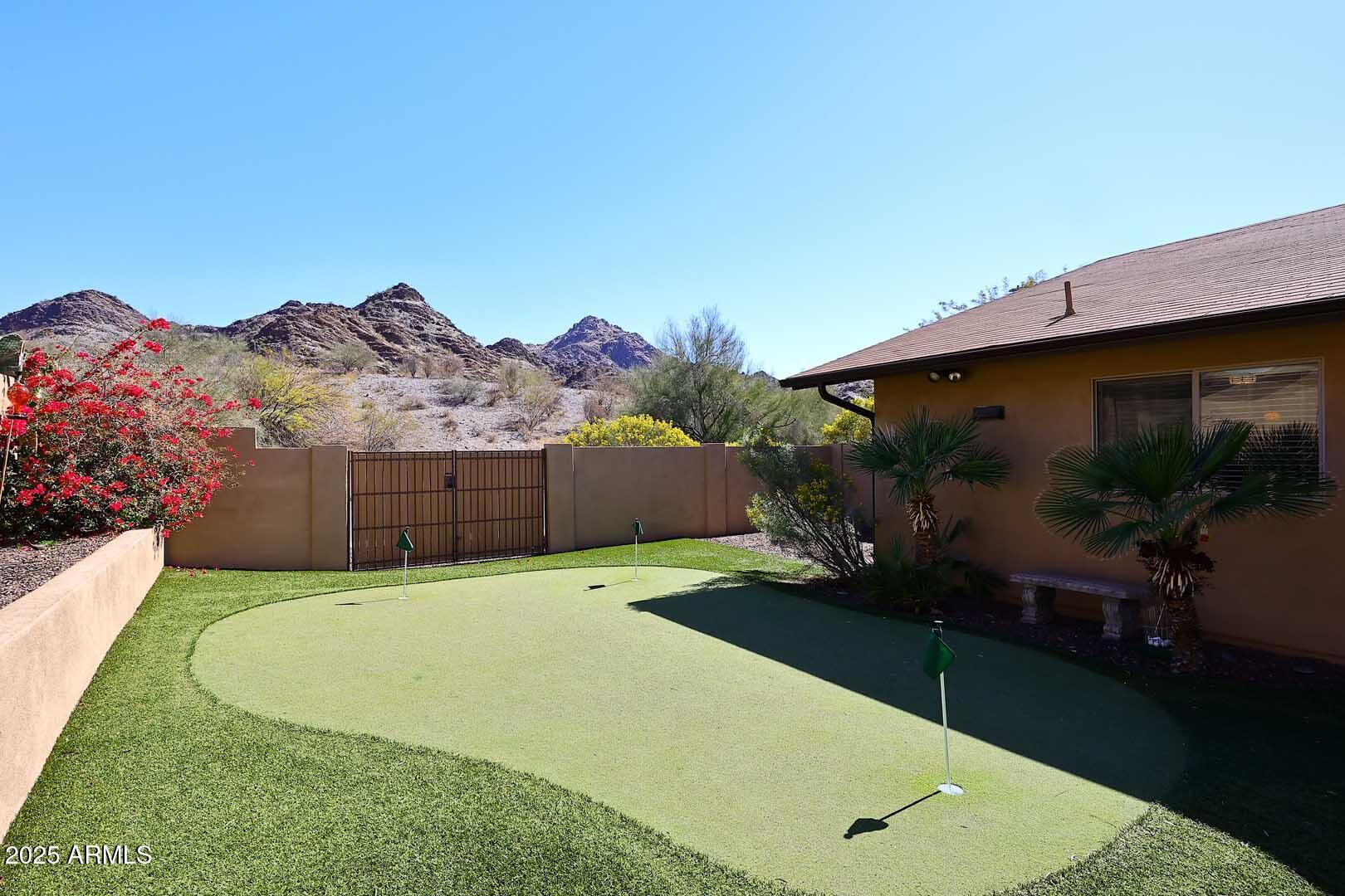 1920 E MANZANITA Drive