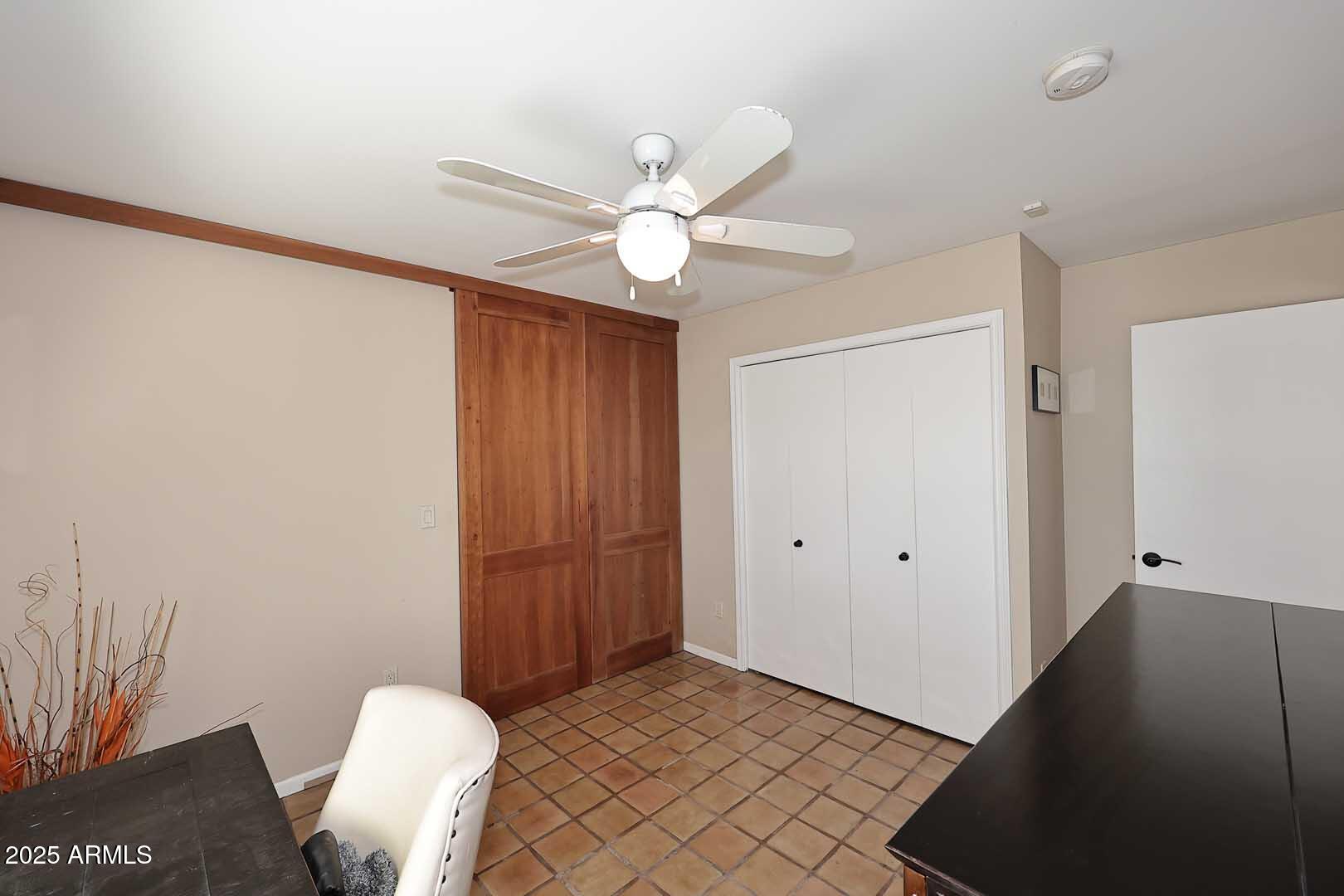 1920 E MANZANITA Drive