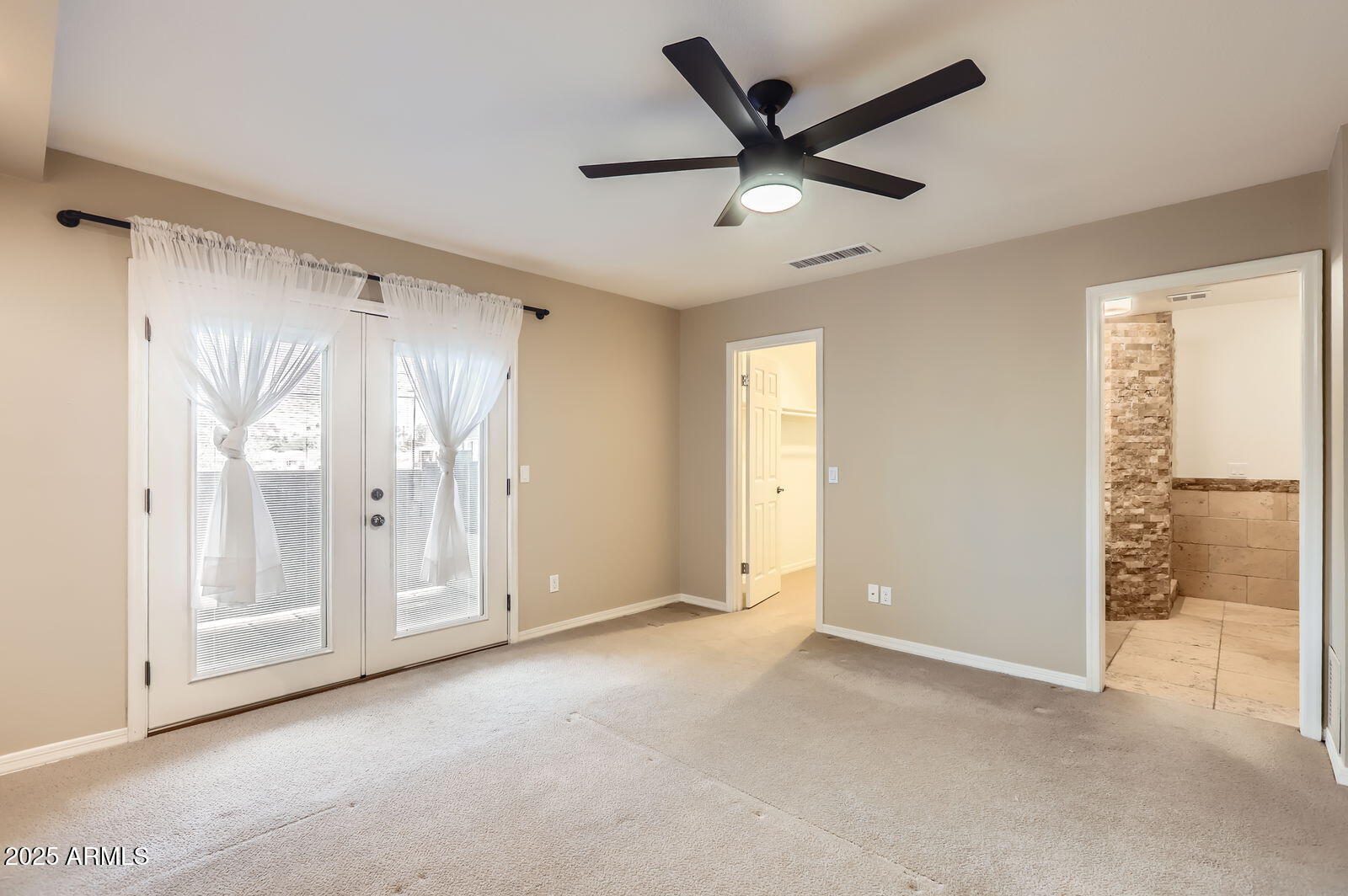 2142 E TURNEY Avenue 6