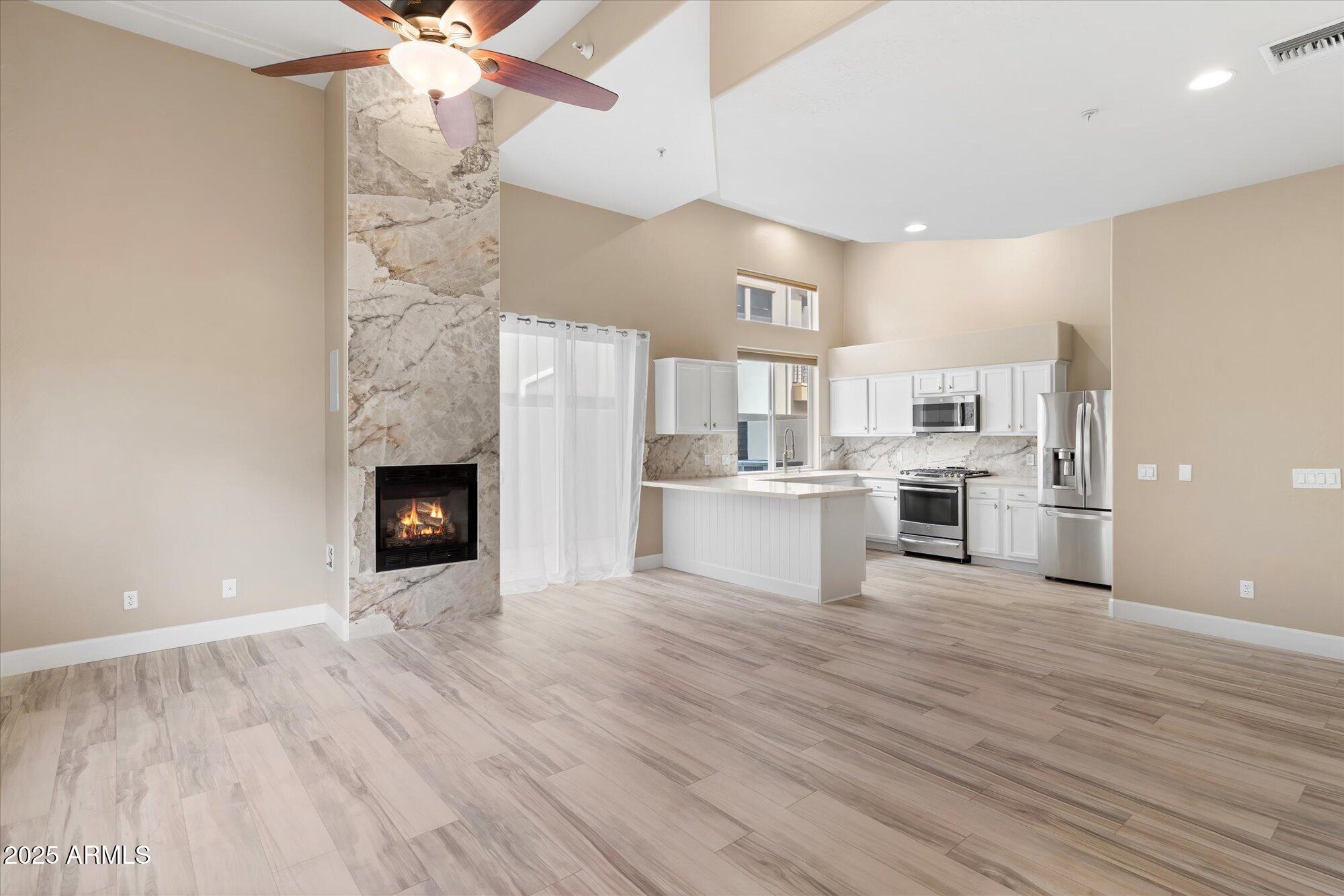 4216 N 27TH Street, 108