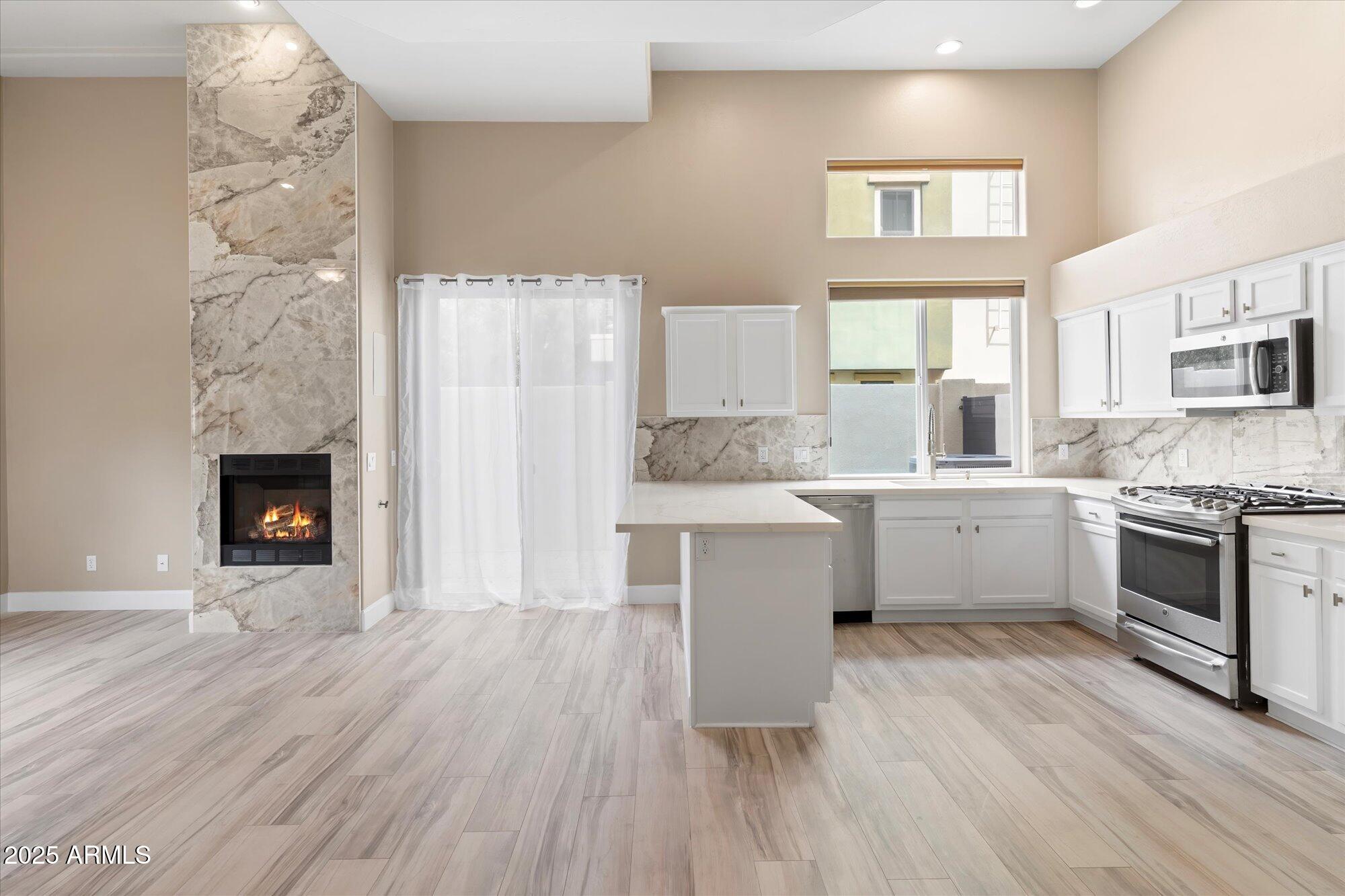 4216 N 27TH Street, 108