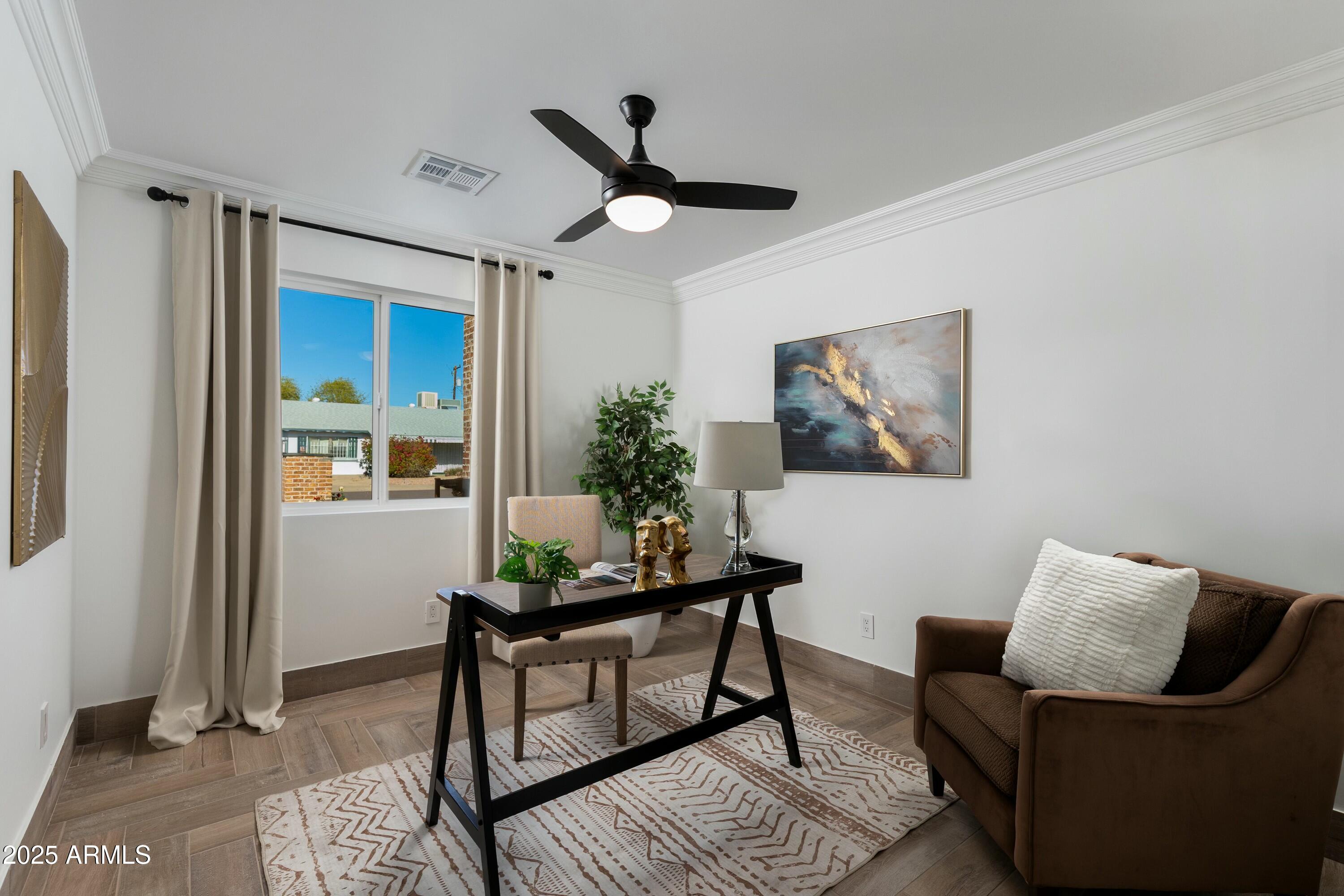 8233 E HUBBELL Street