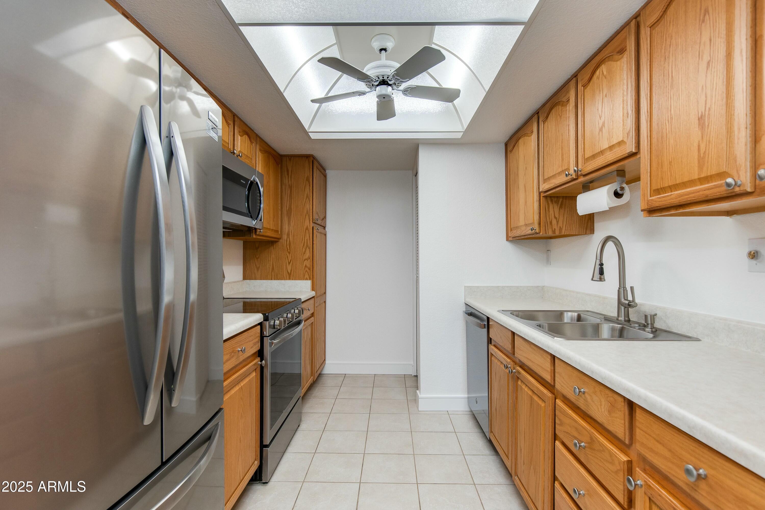 10444 N 69TH Street, 224