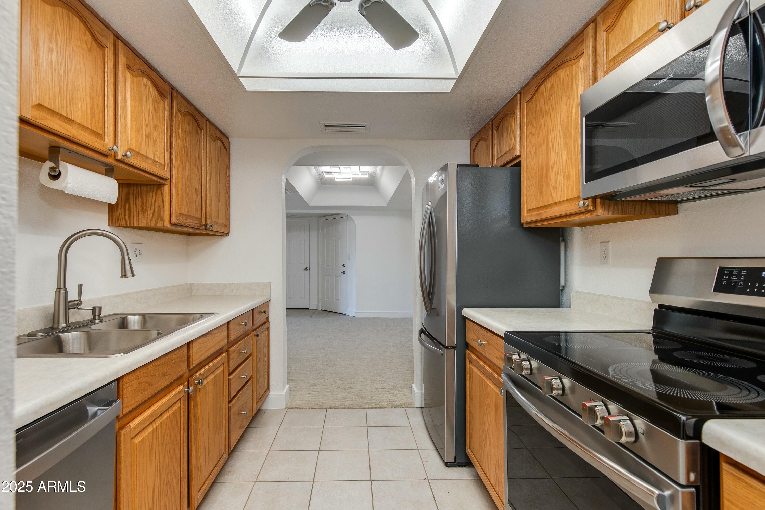 10444 N 69TH Street, 224