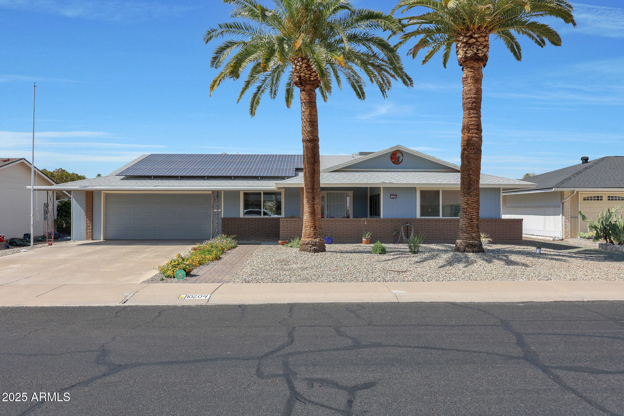 10204 W MISSION Lane