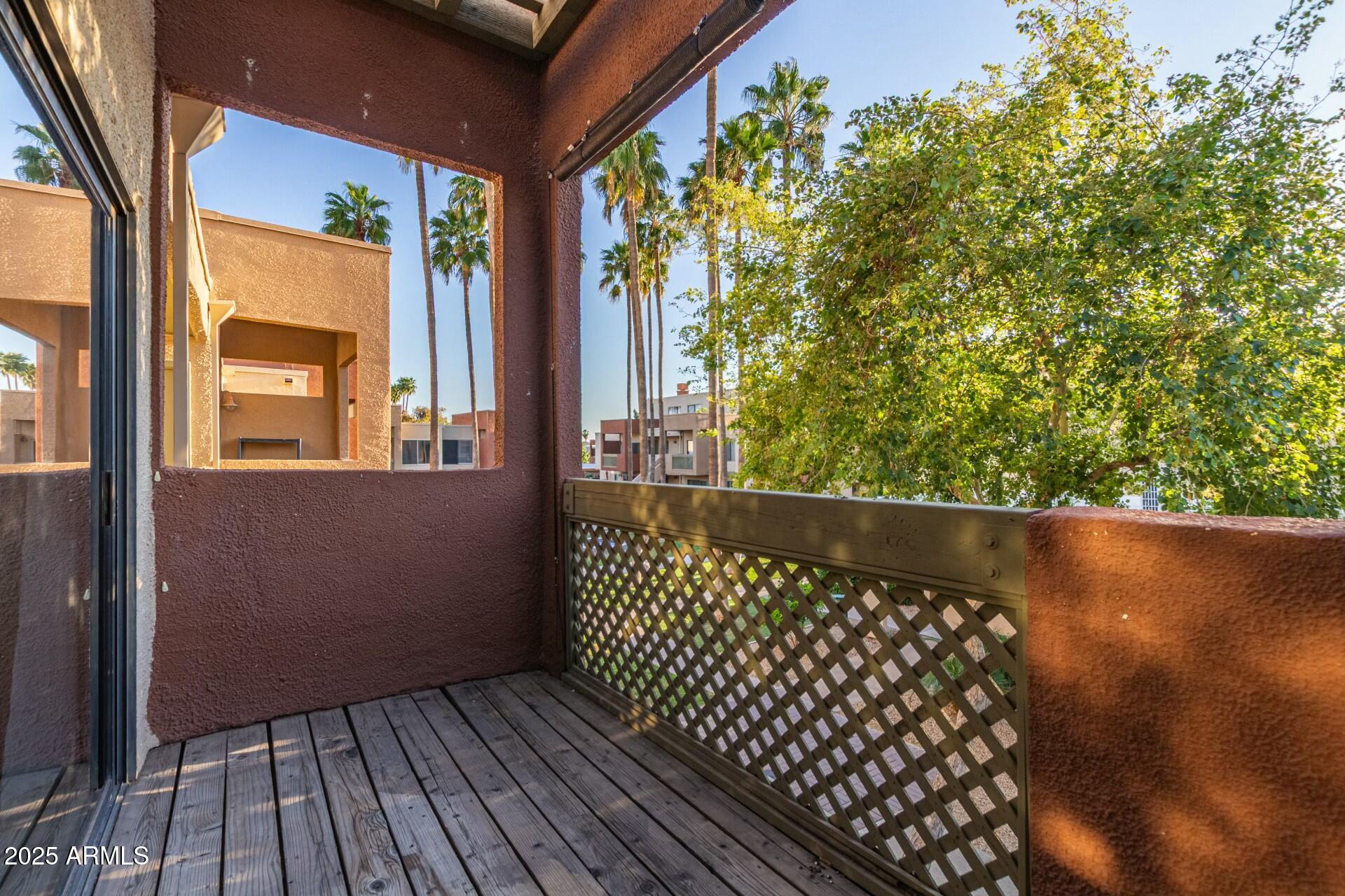 3500 N HAYDEN Road, 1712