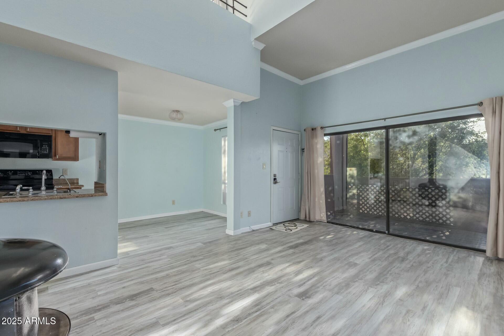 3500 N HAYDEN Road, 1712