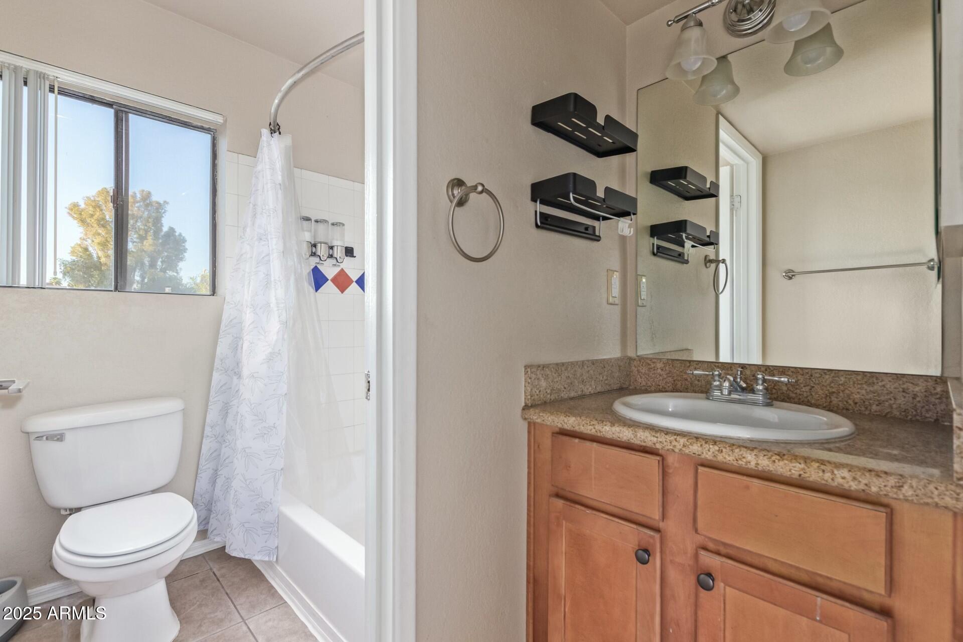 3500 N HAYDEN Road, 1712