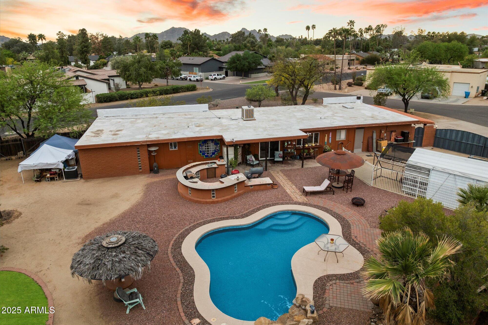 6128 E Sweetwater Avenue, 163