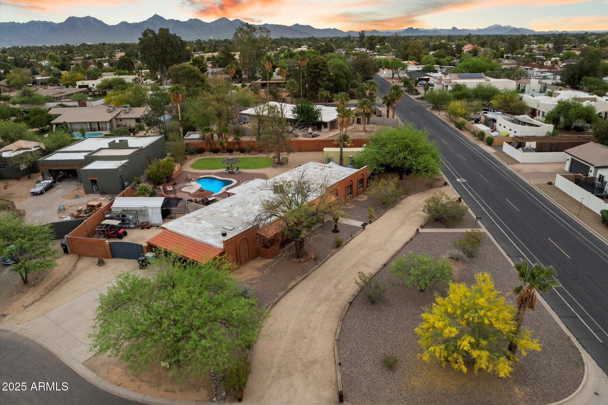 6128 E Sweetwater Avenue, 163