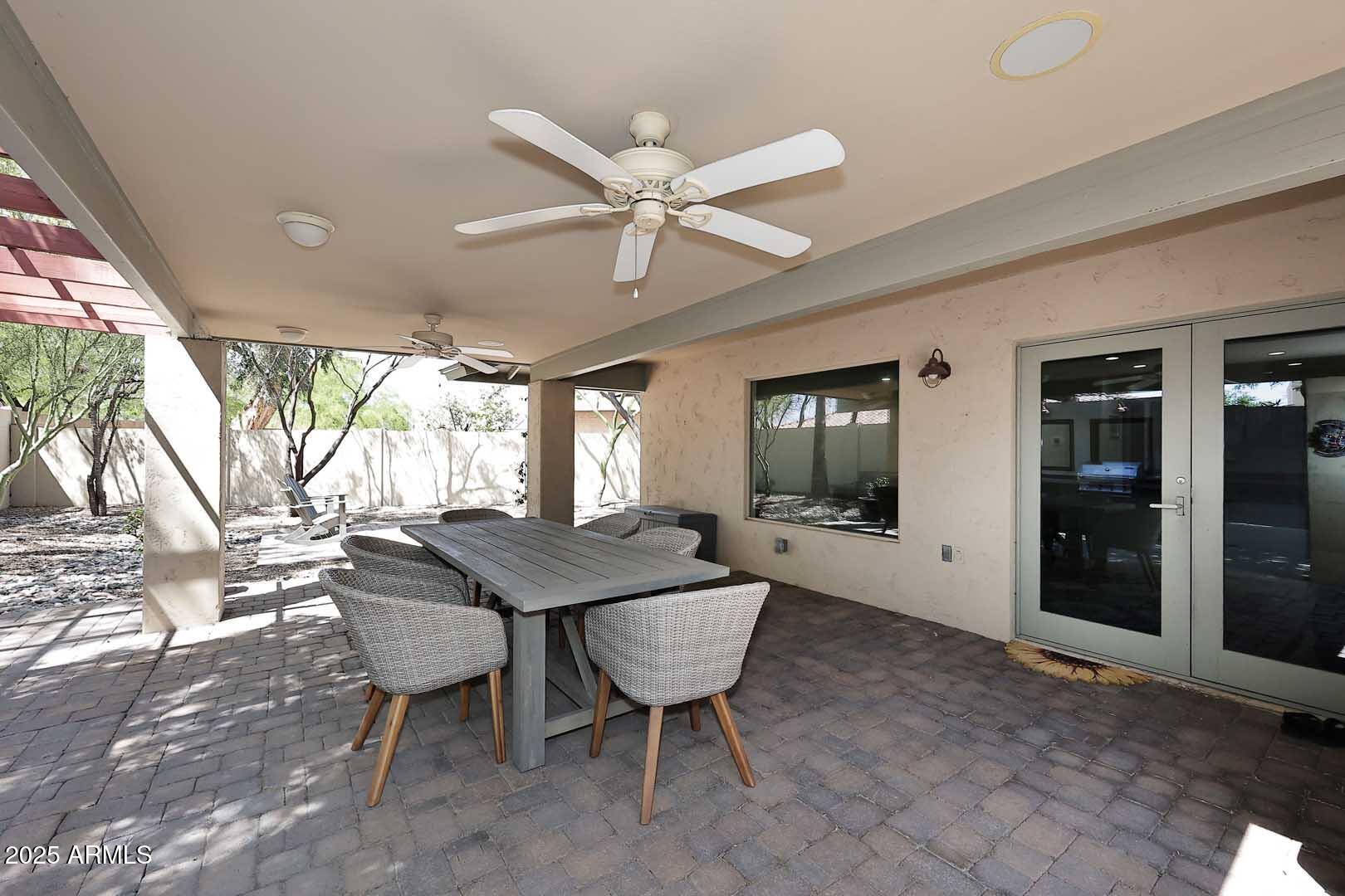 8110 N 18TH Place