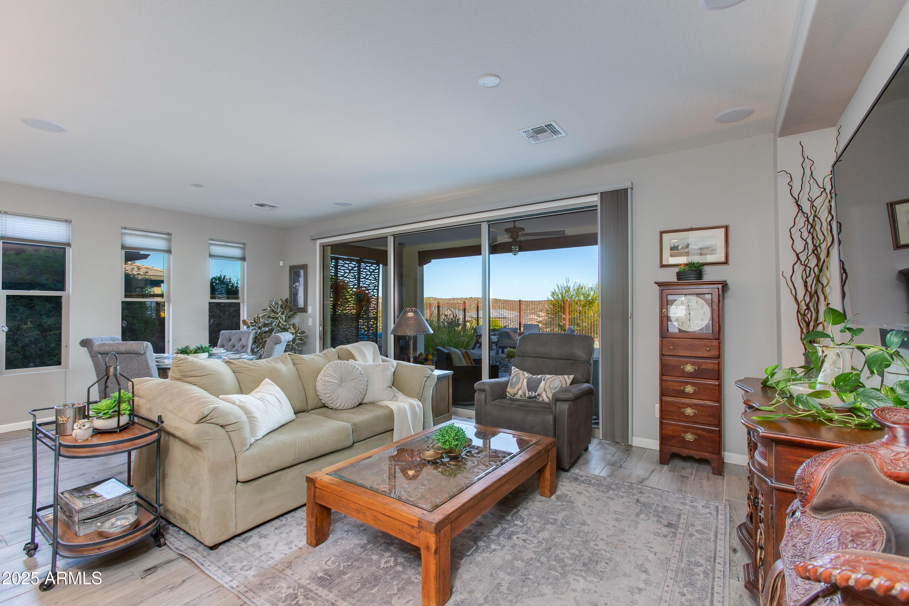 4577 TENDERFOOT Way