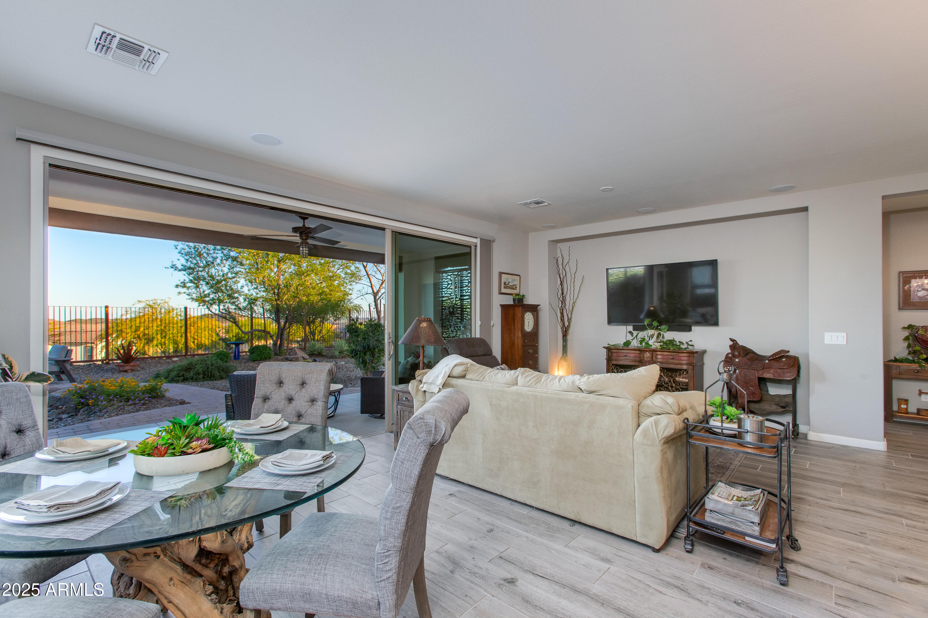 4577 TENDERFOOT Way