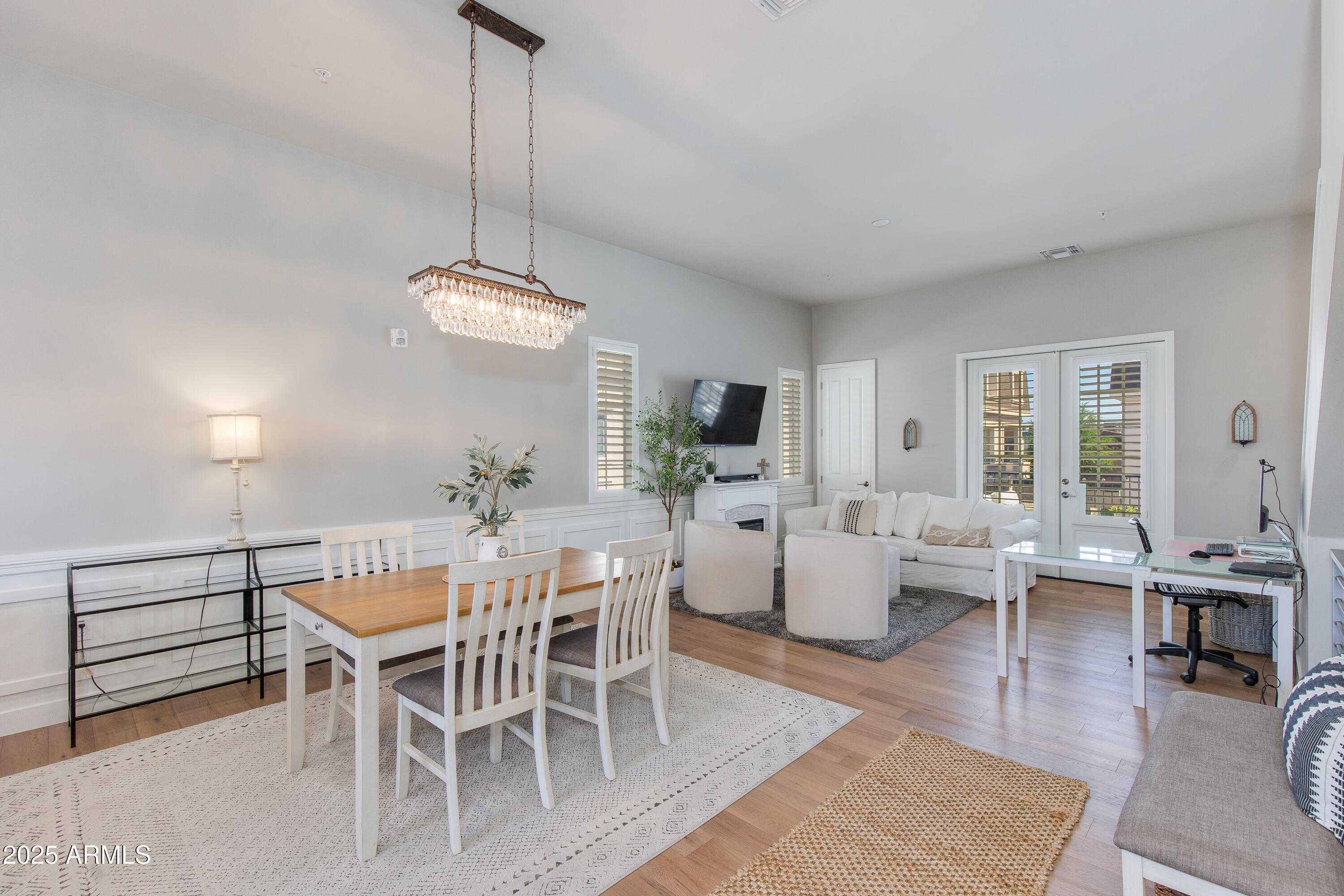 4438 N 27TH Street, 27