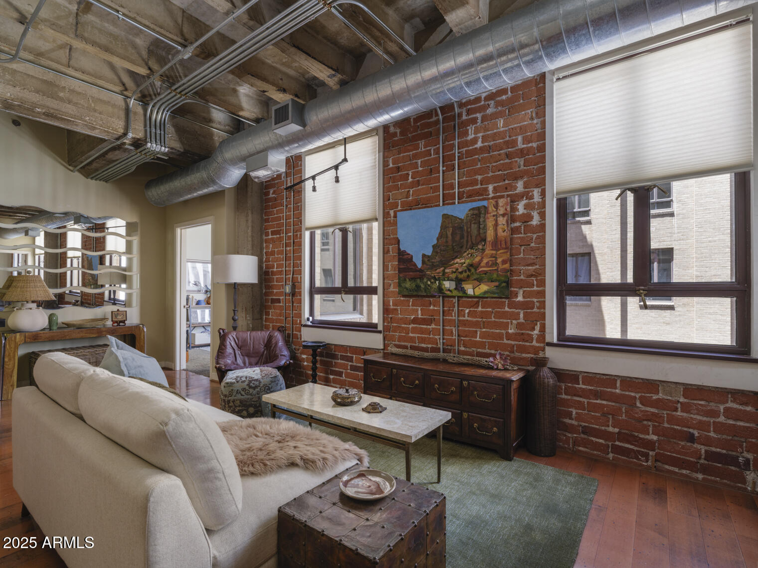 114 W ADAMS Street 907