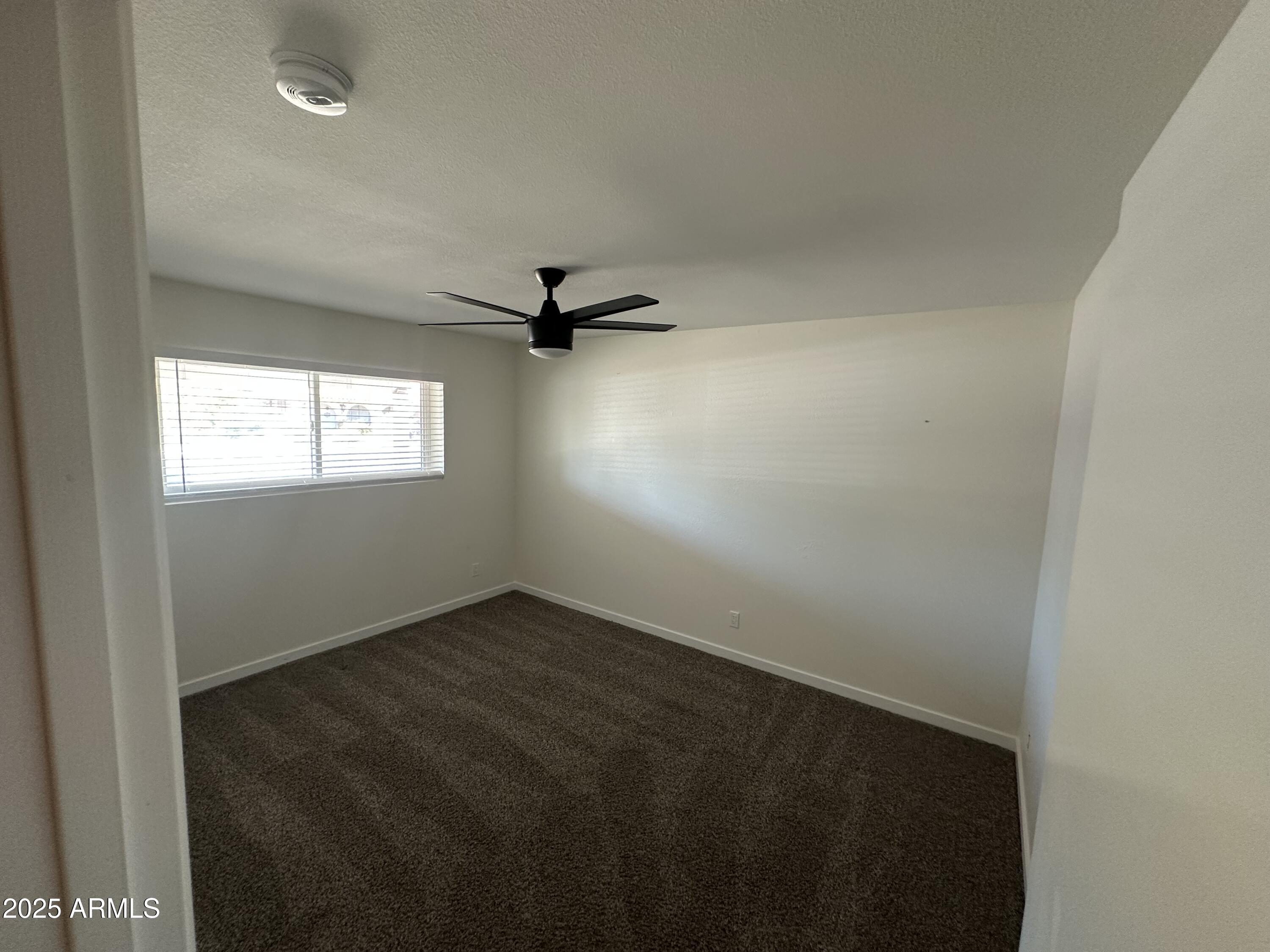 1303 W DEVONSHIRE Street