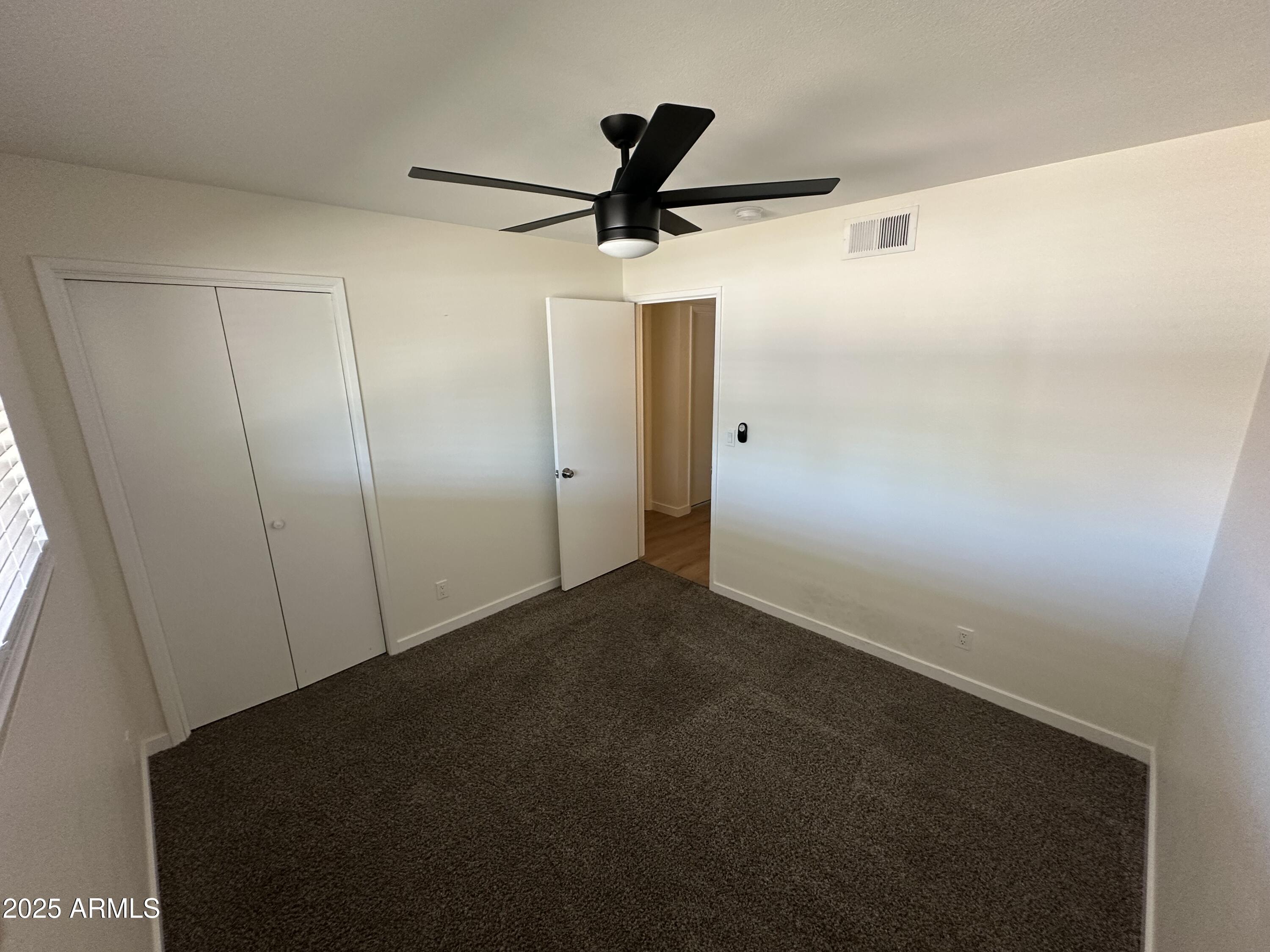 1303 W DEVONSHIRE Street