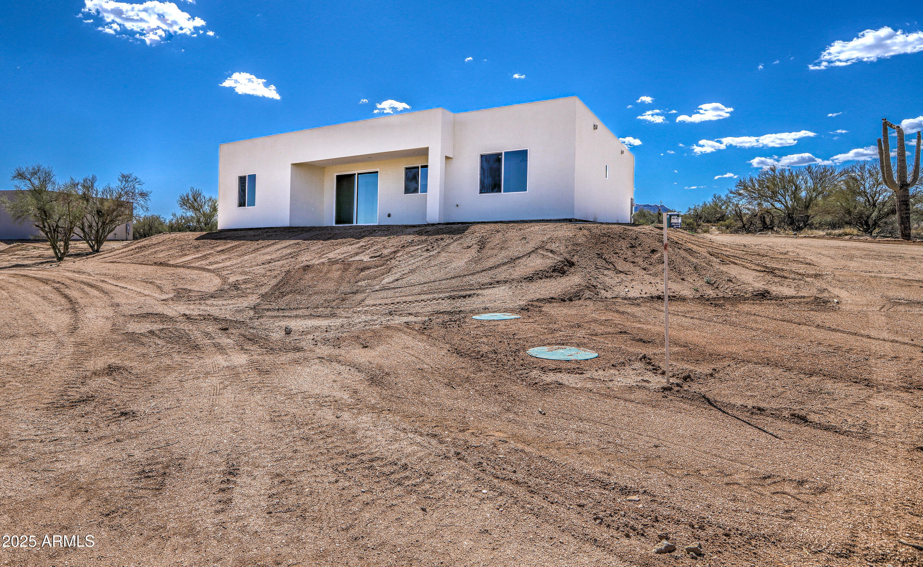 16025 E RANCHO LAREDO Drive