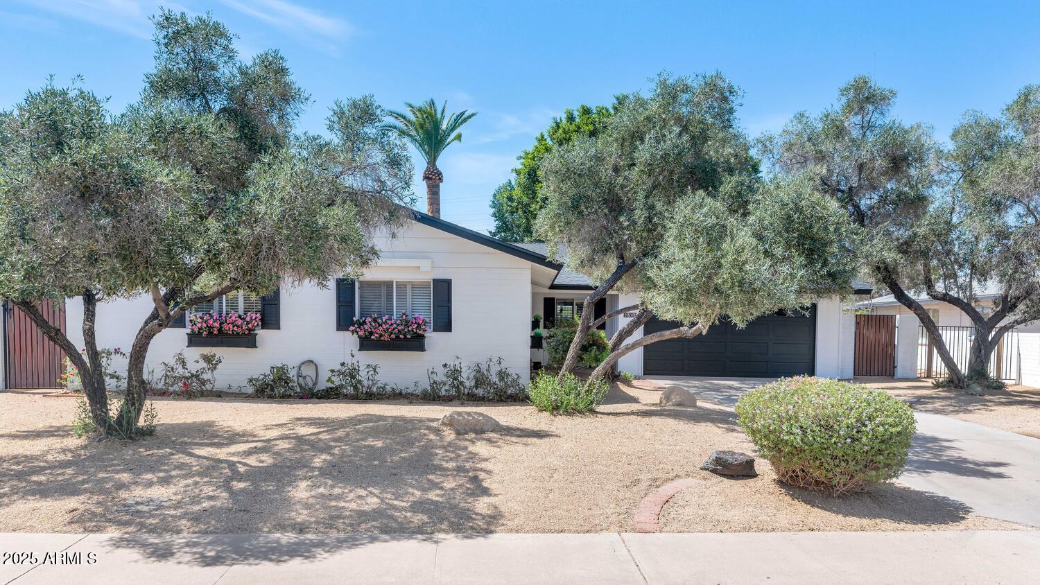 6207 E ROSE CIRCLE Drive