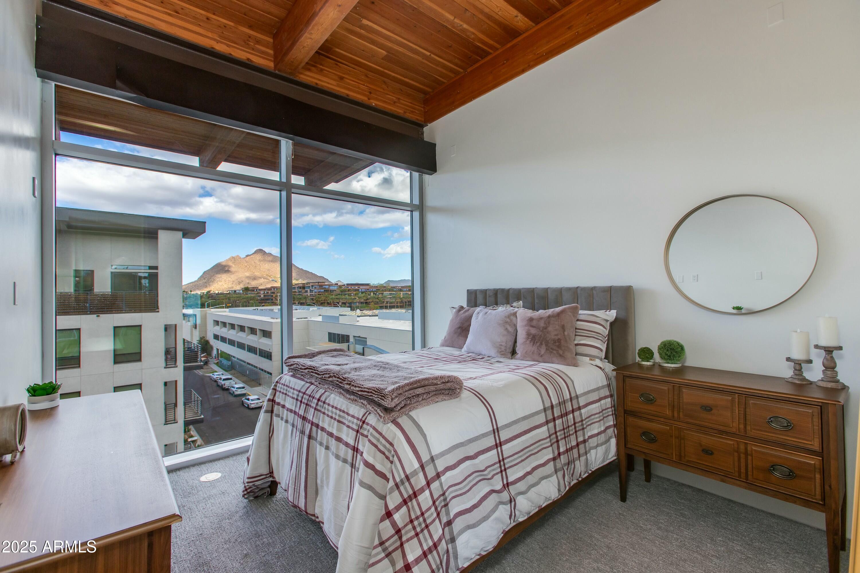 4747 N SCOTTSDALE Road Unit: 4009