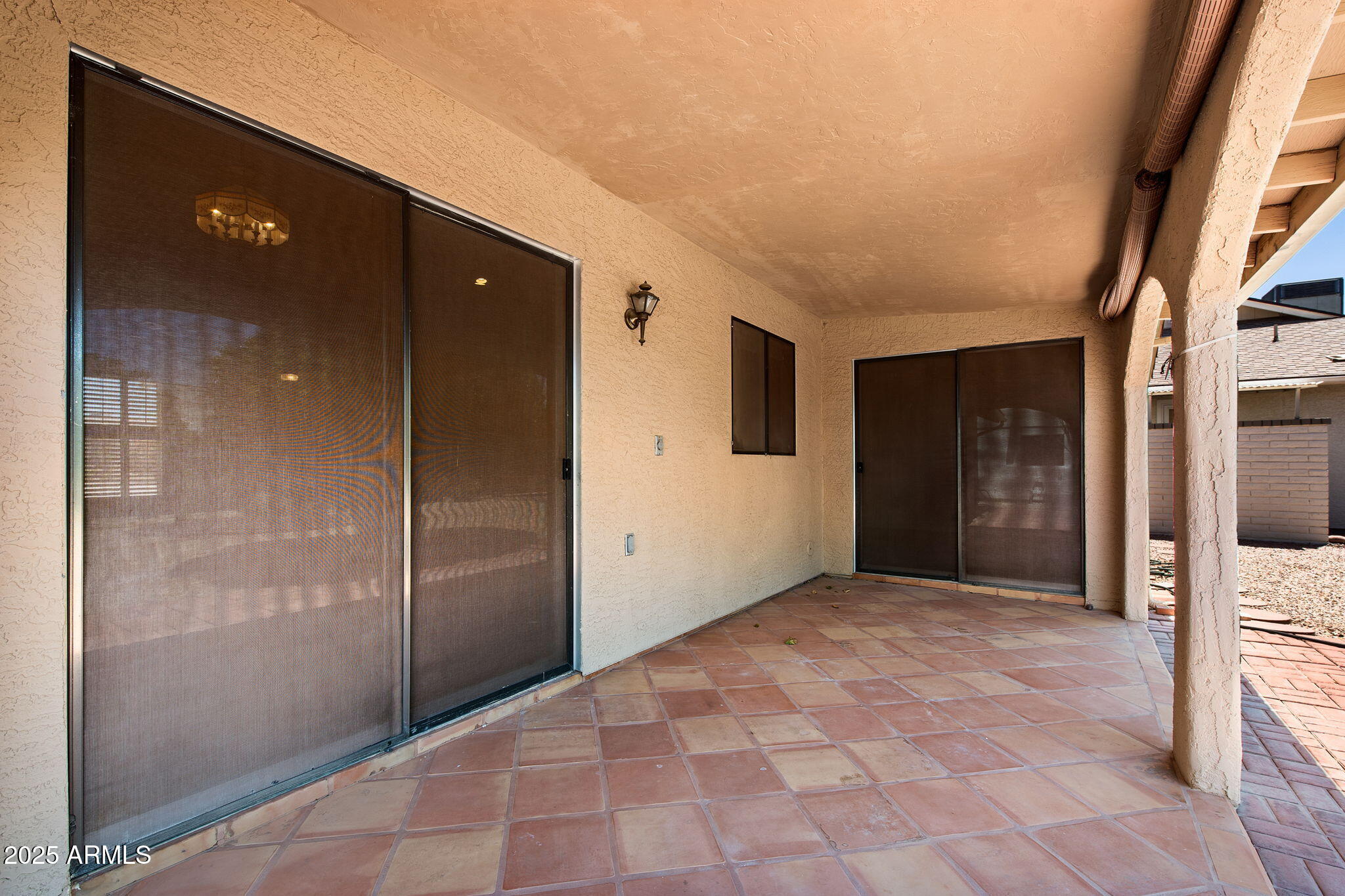 2005 LEISURE WORLD