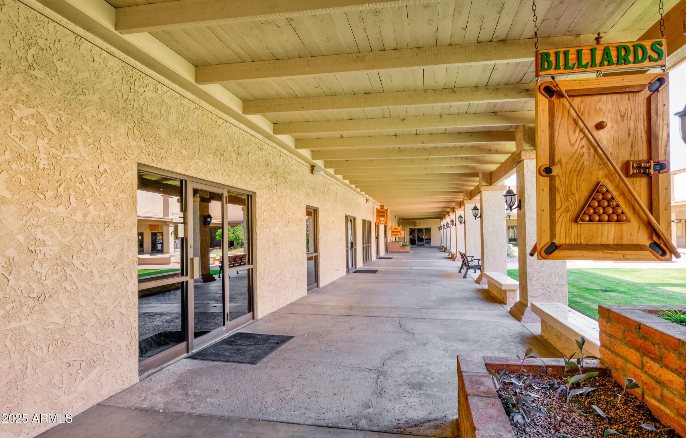 2005 LEISURE WORLD