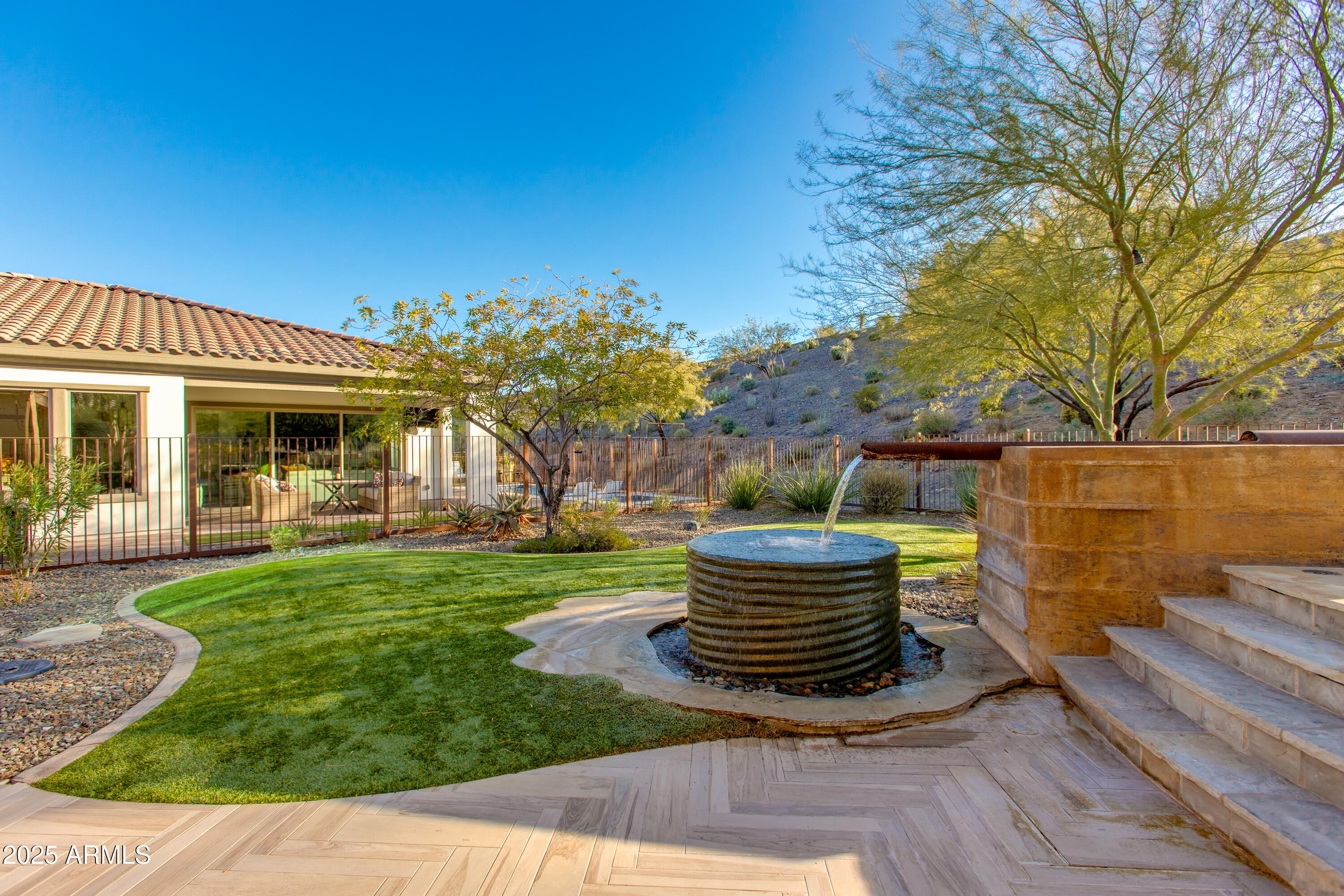 3285 MAVERICK Drive