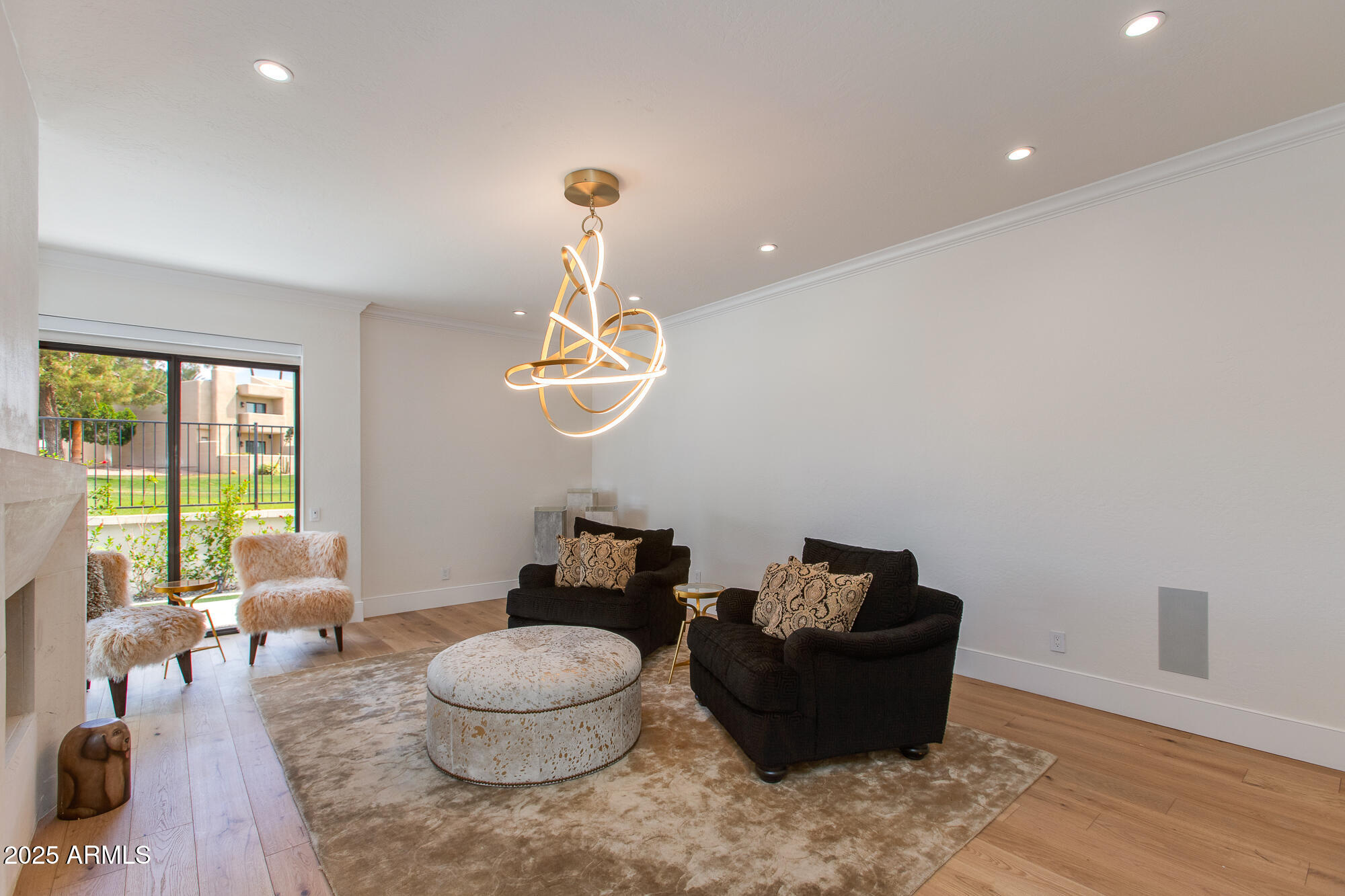 2737 E ARIZONA BILTMORE Circle, 8