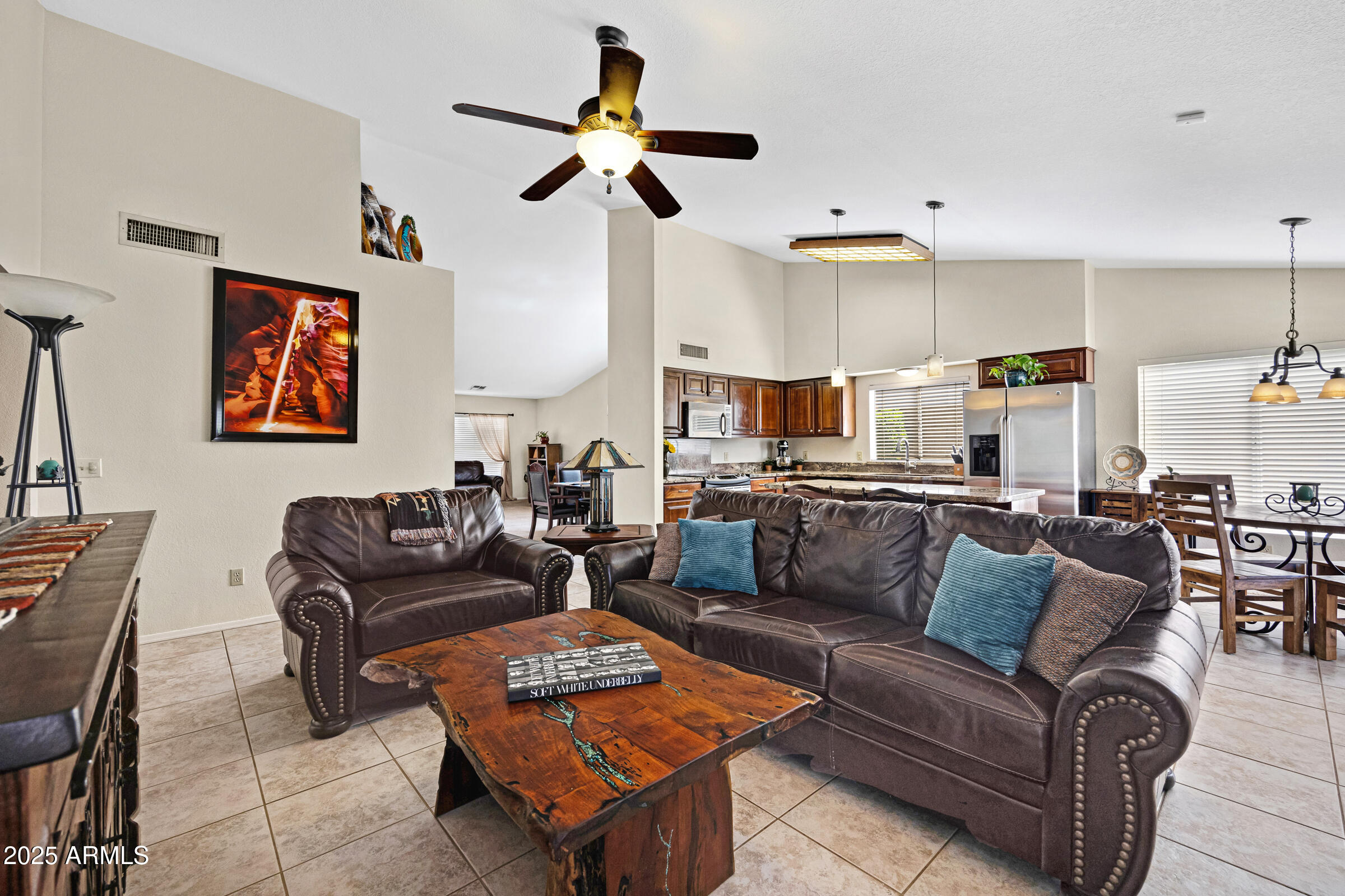 4131 E CASCALOTE Drive