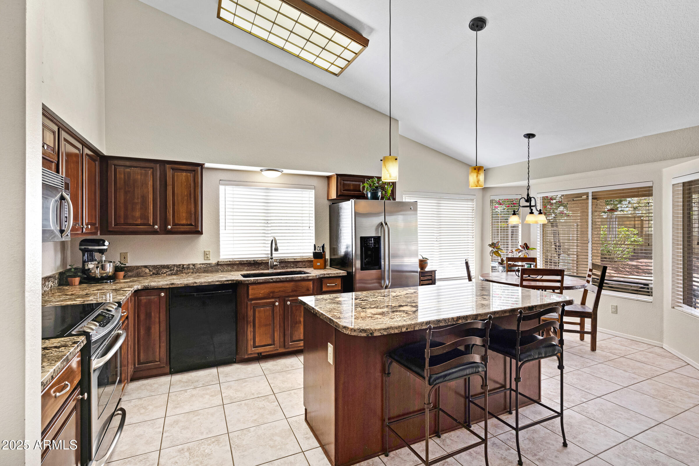 4131 E CASCALOTE Drive