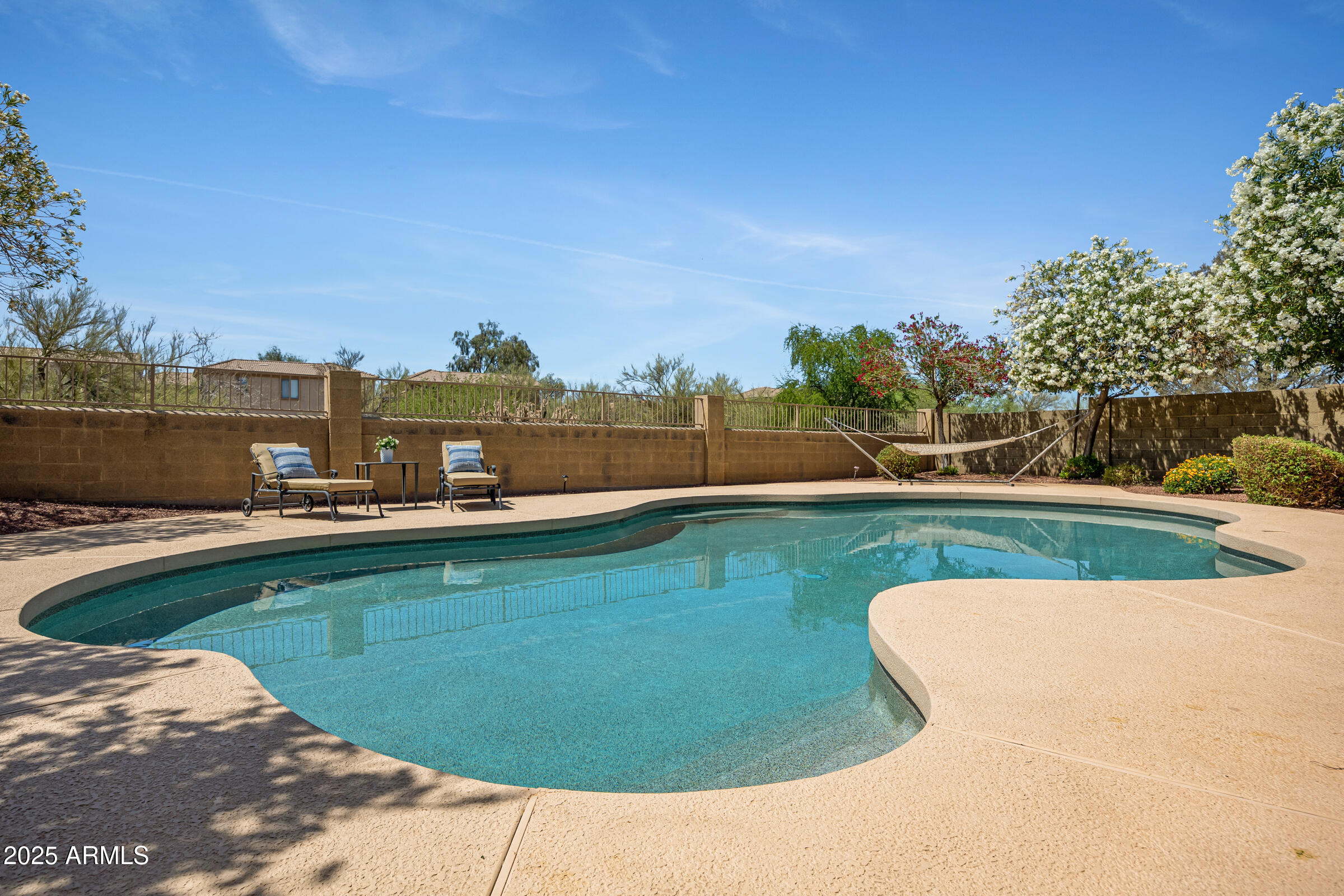 4131 E CASCALOTE Drive