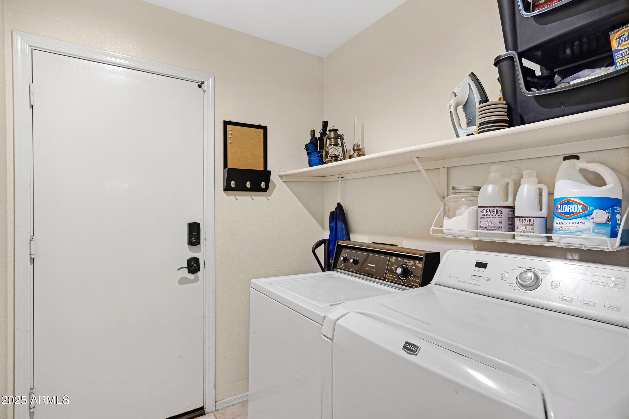 4131 E CASCALOTE Drive