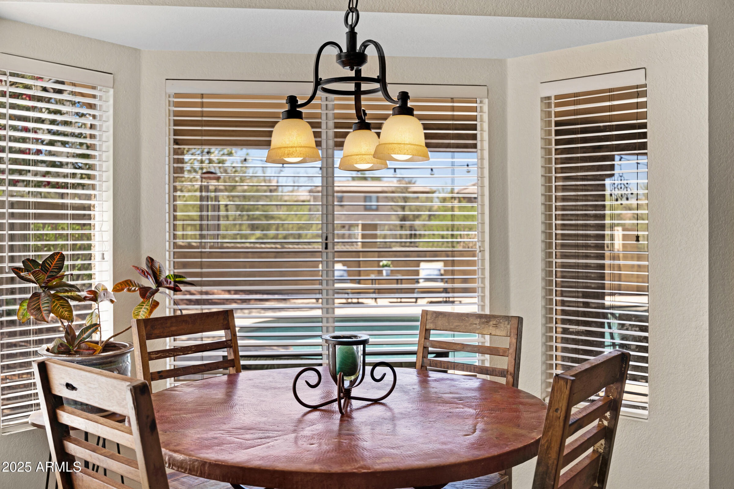 4131 E CASCALOTE Drive