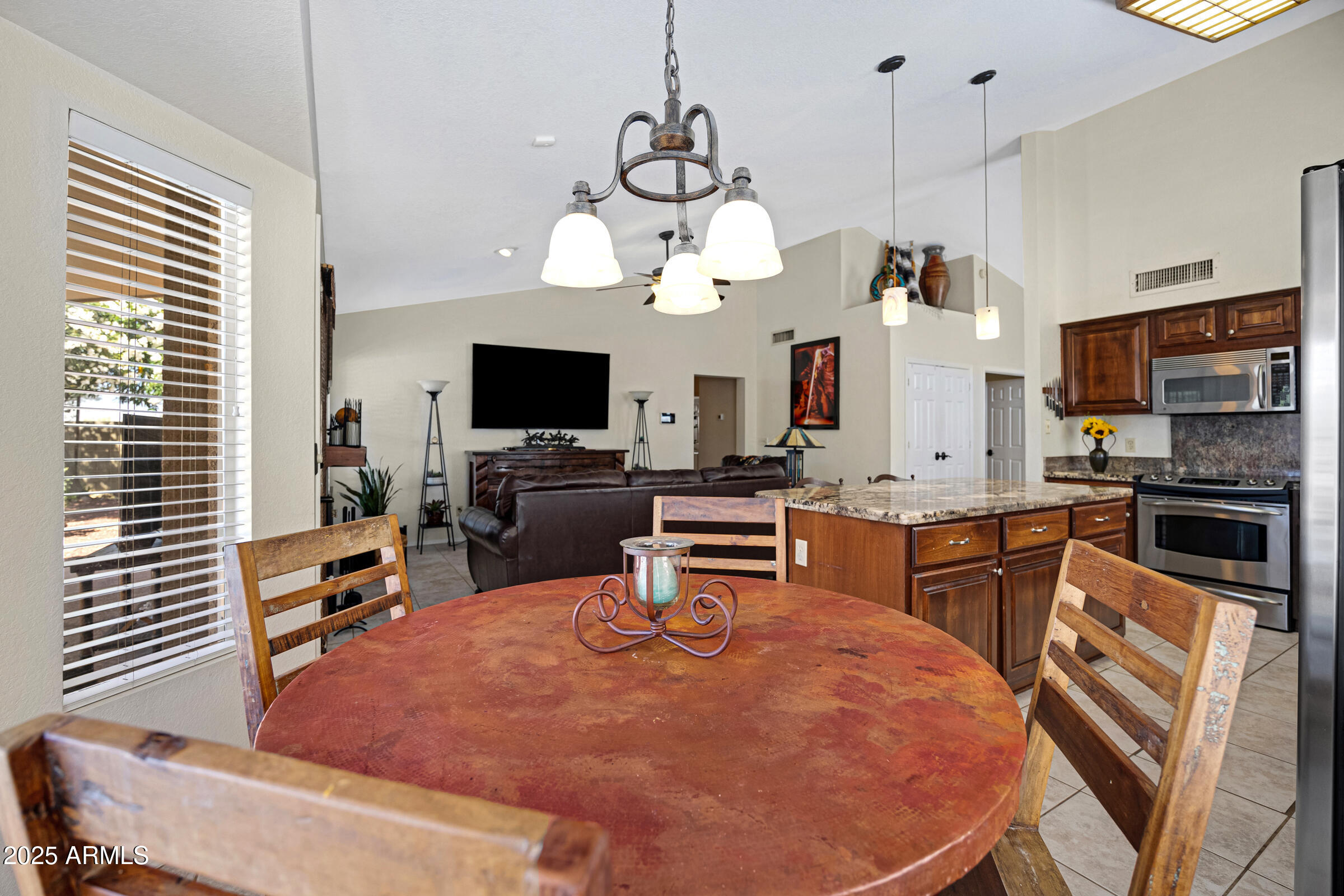 4131 E CASCALOTE Drive