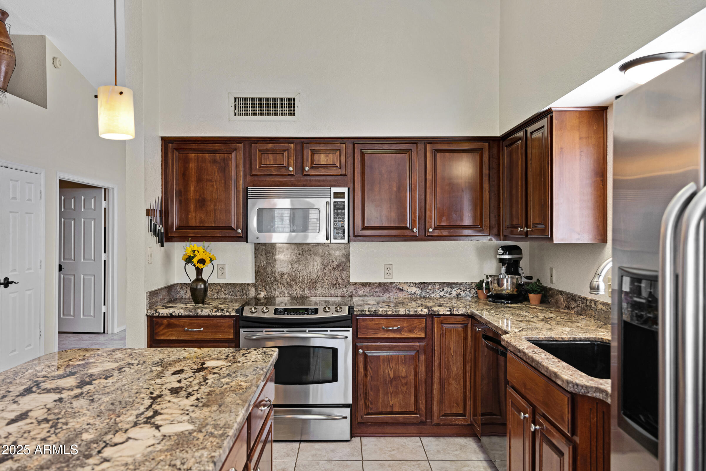 4131 E CASCALOTE Drive