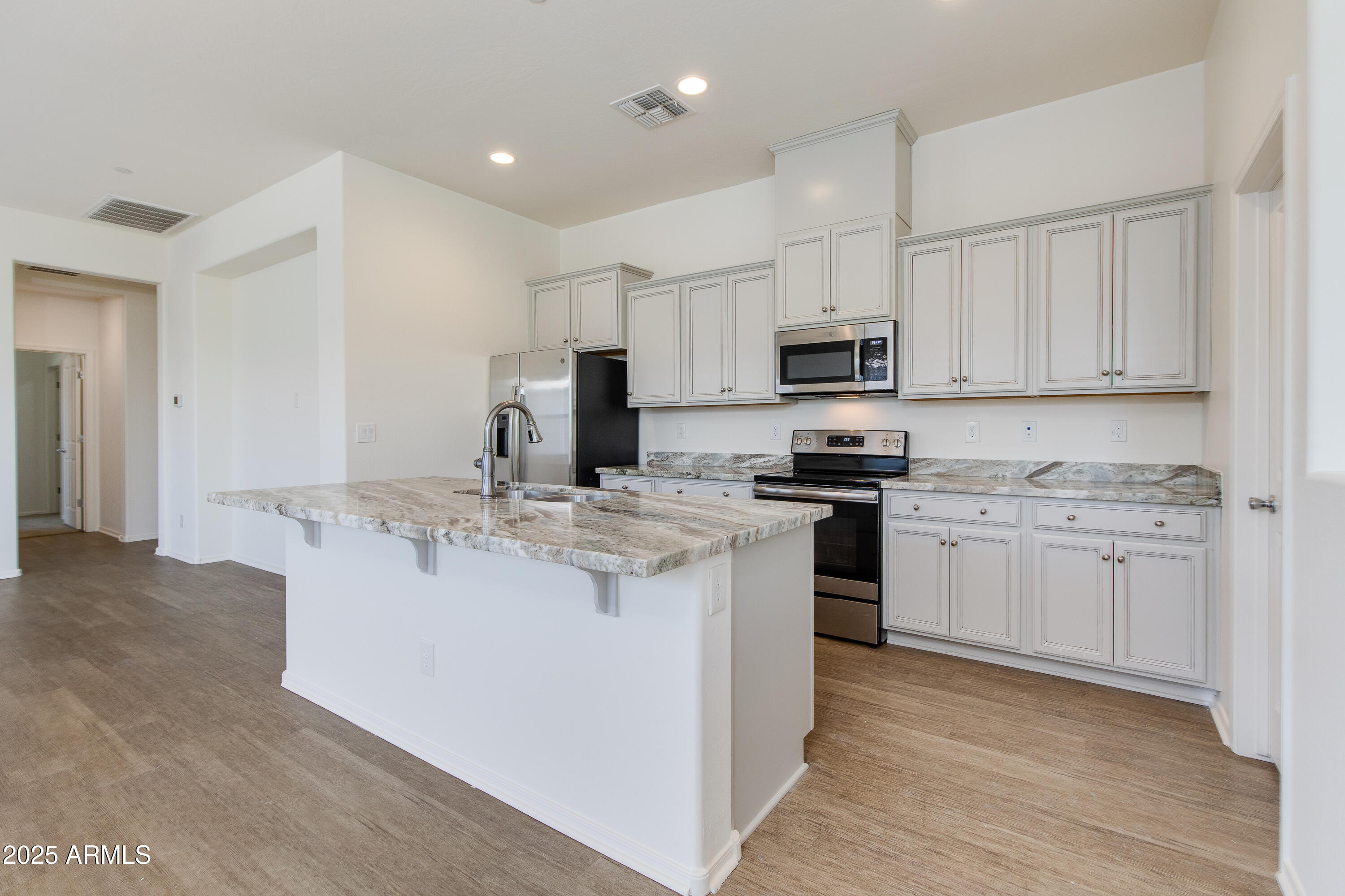 14870 W ENCANTO Boulevard, 2006