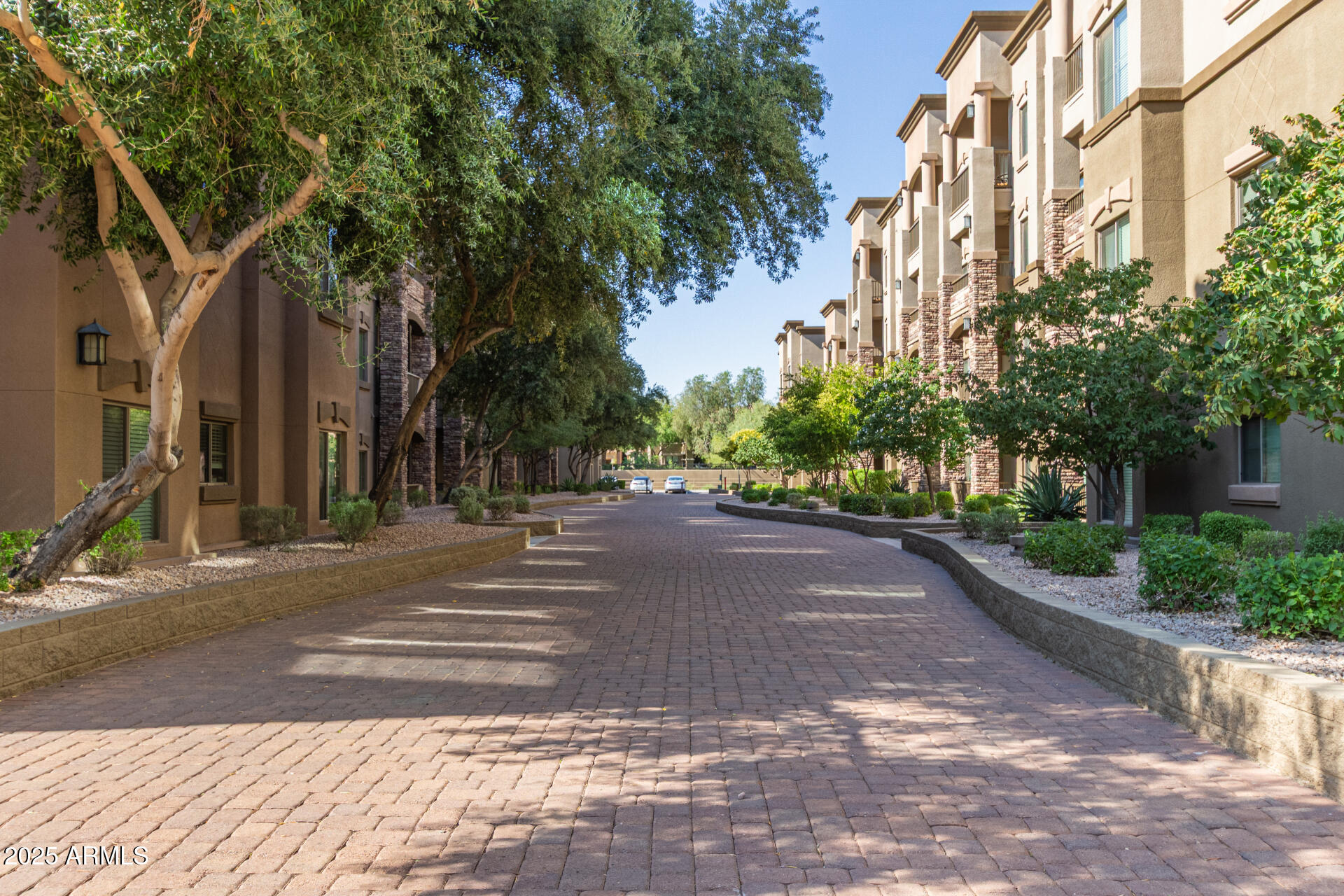 5450 E DEER VALLEY Drive, 4016