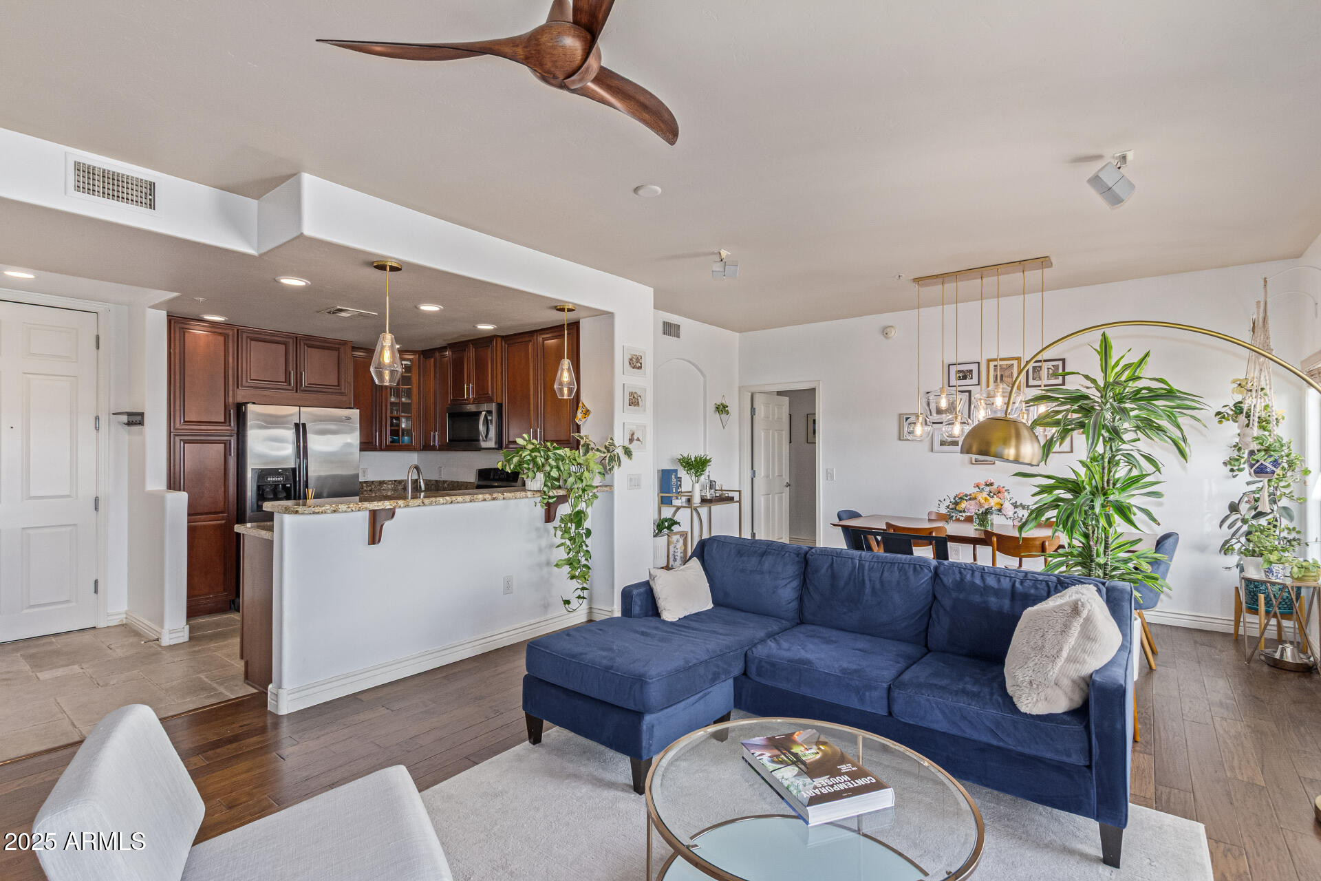 5450 E DEER VALLEY Drive, 4016