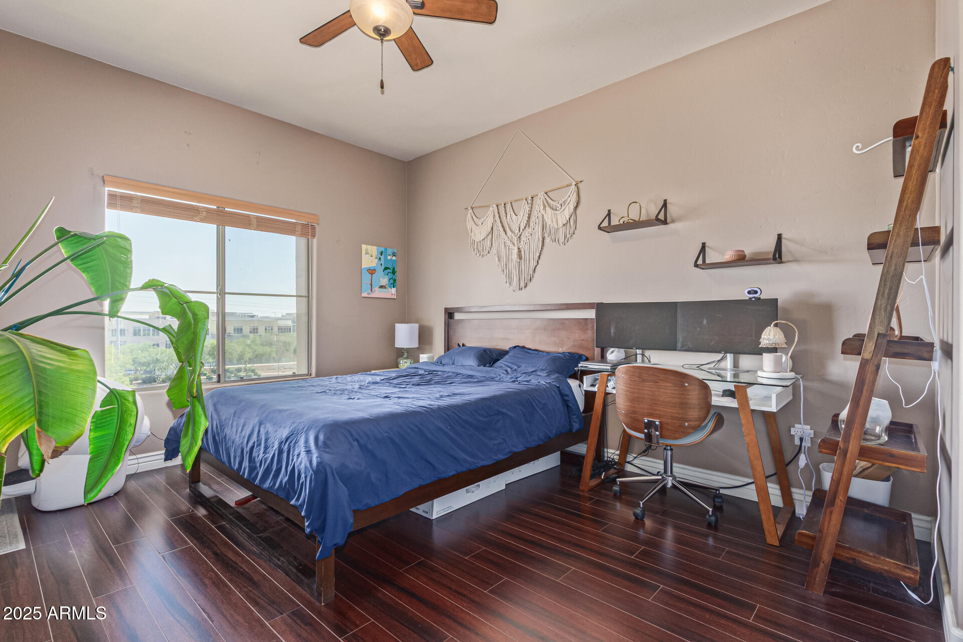 5450 E DEER VALLEY Drive, 4016