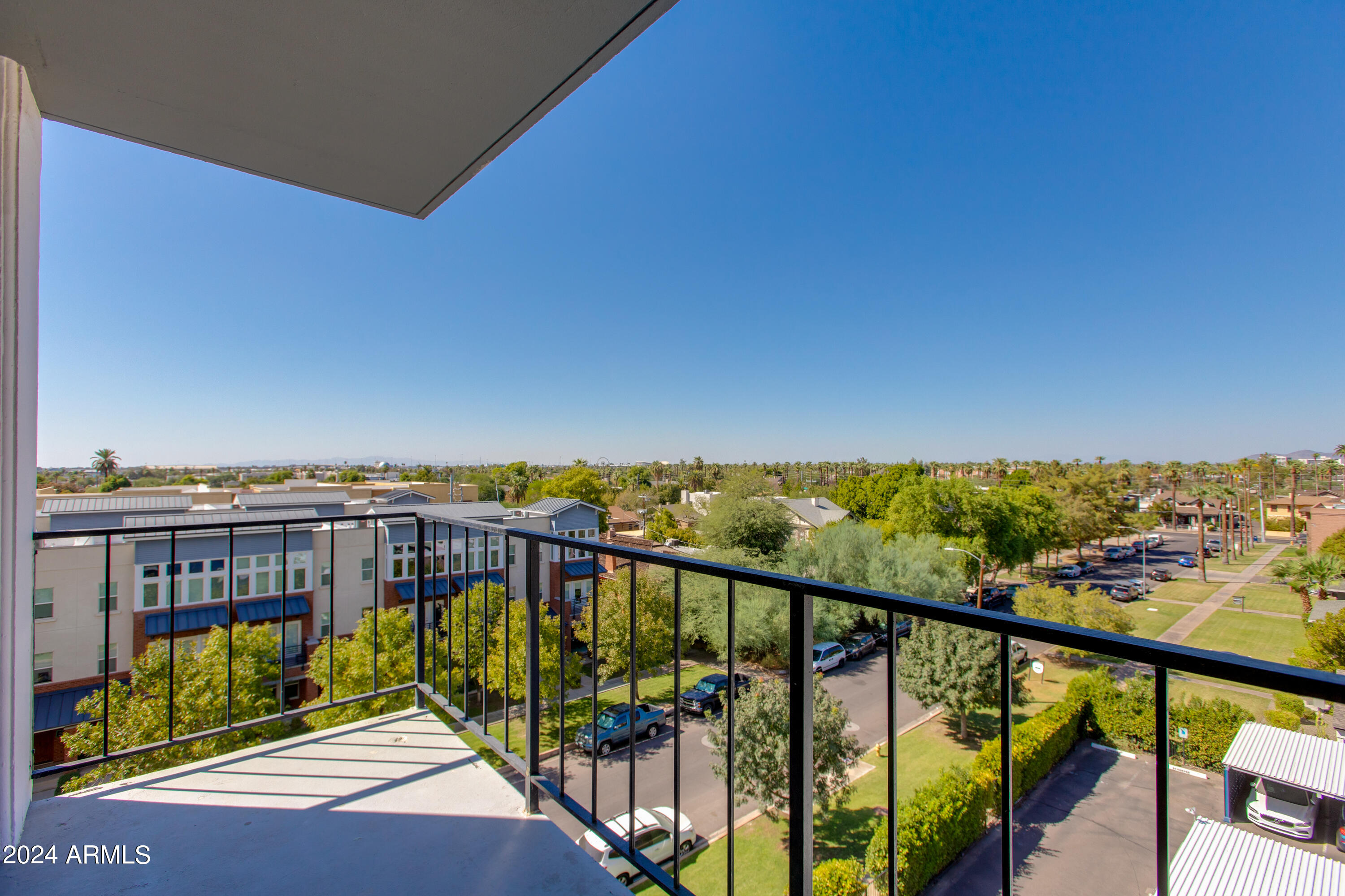 805 N 4TH Avenue, 501