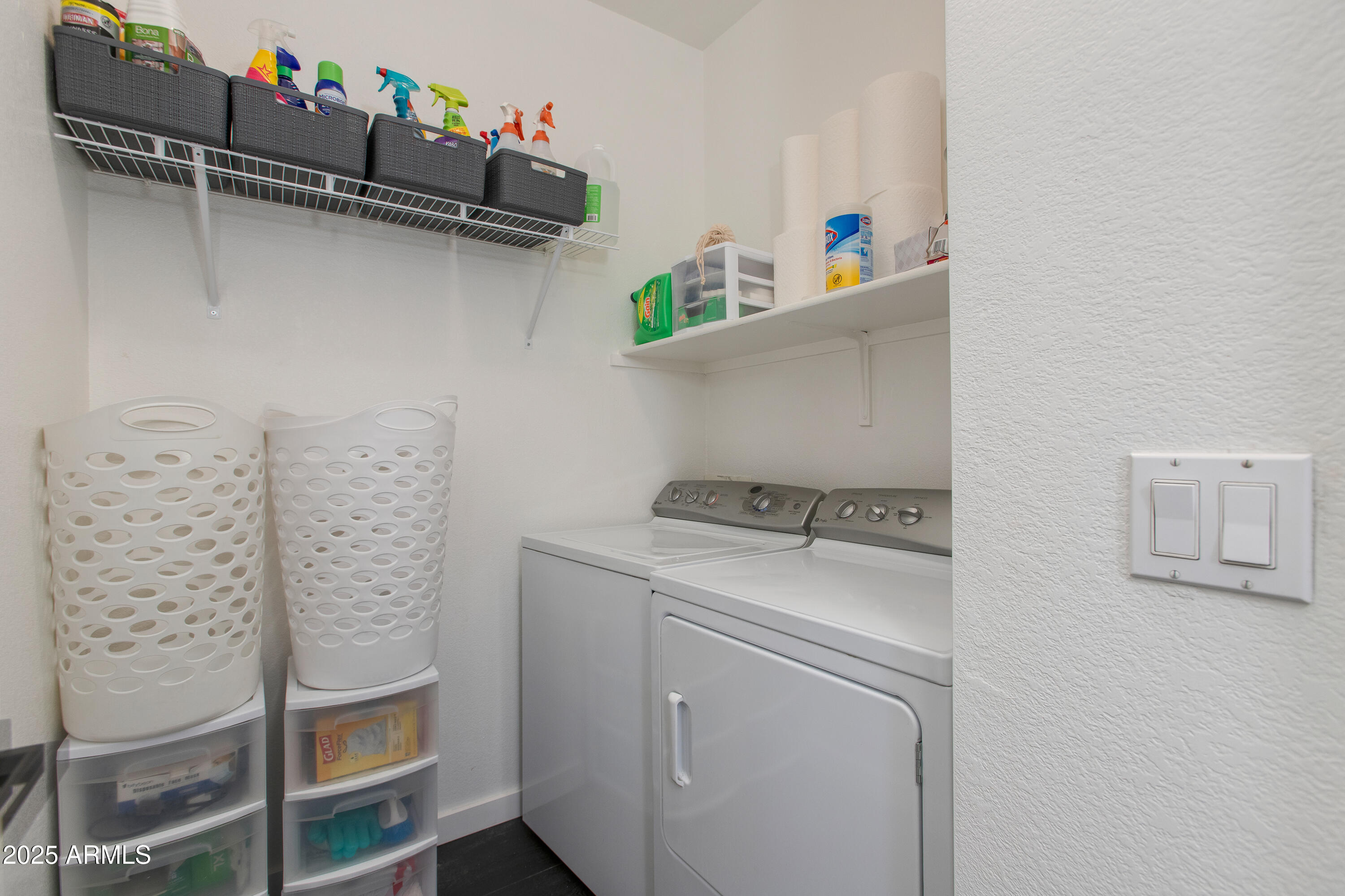 1411 E ORANGEWOOD Avenue, 237