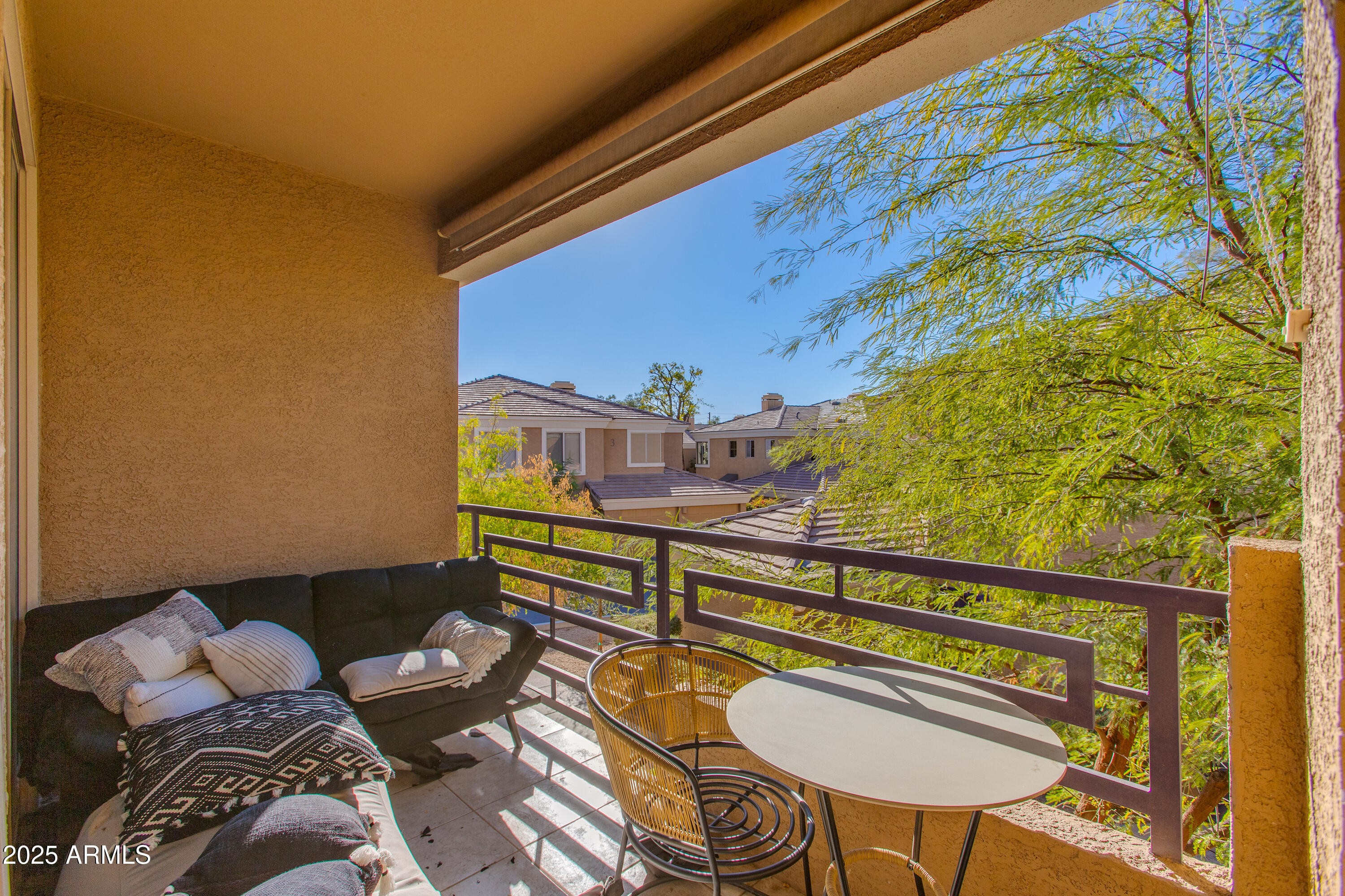 1411 E ORANGEWOOD Avenue, 237