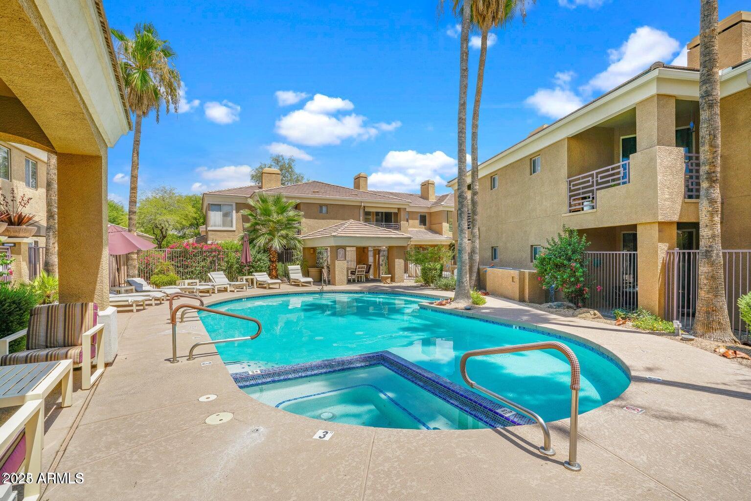 1411 E ORANGEWOOD Avenue, 237