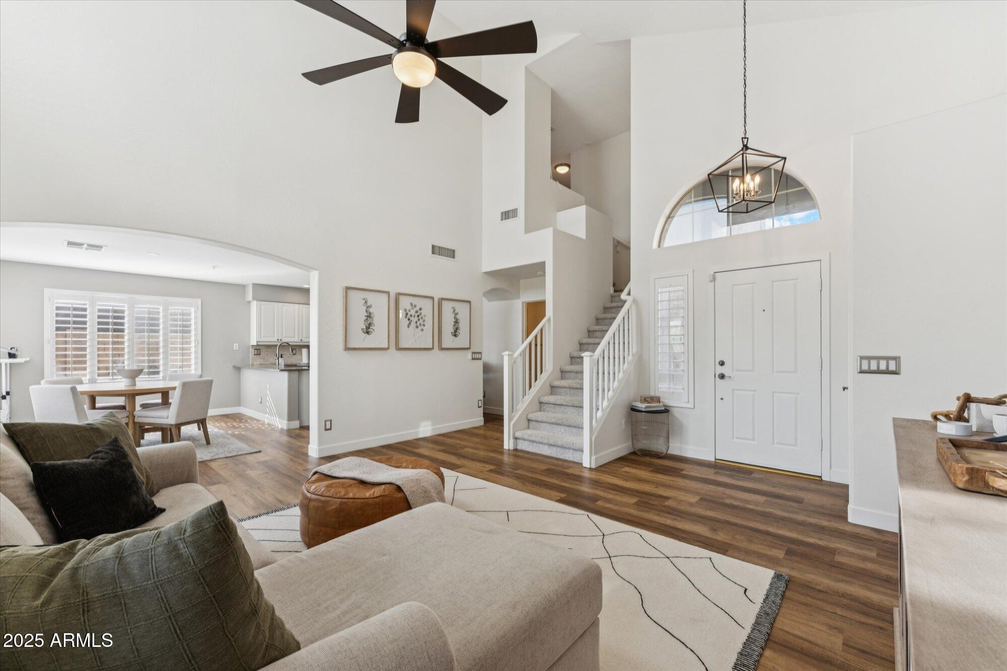 10252 E BUTHERUS Drive