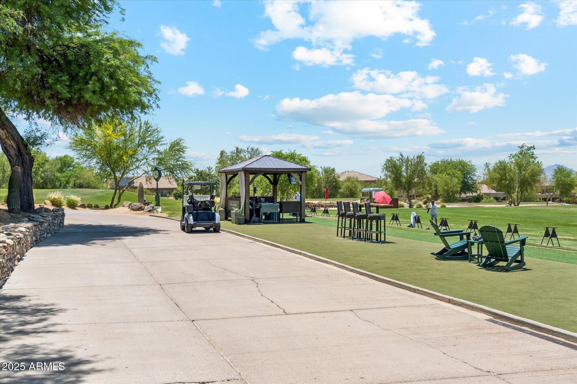 10252 E BUTHERUS Drive