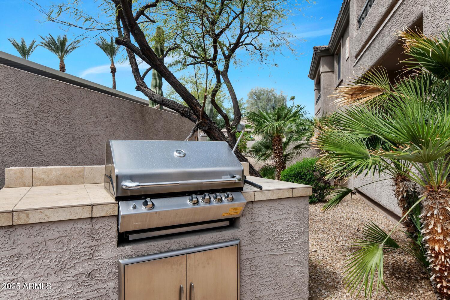 14815 N FOUNTAIN HILLS Boulevard Unit: 201