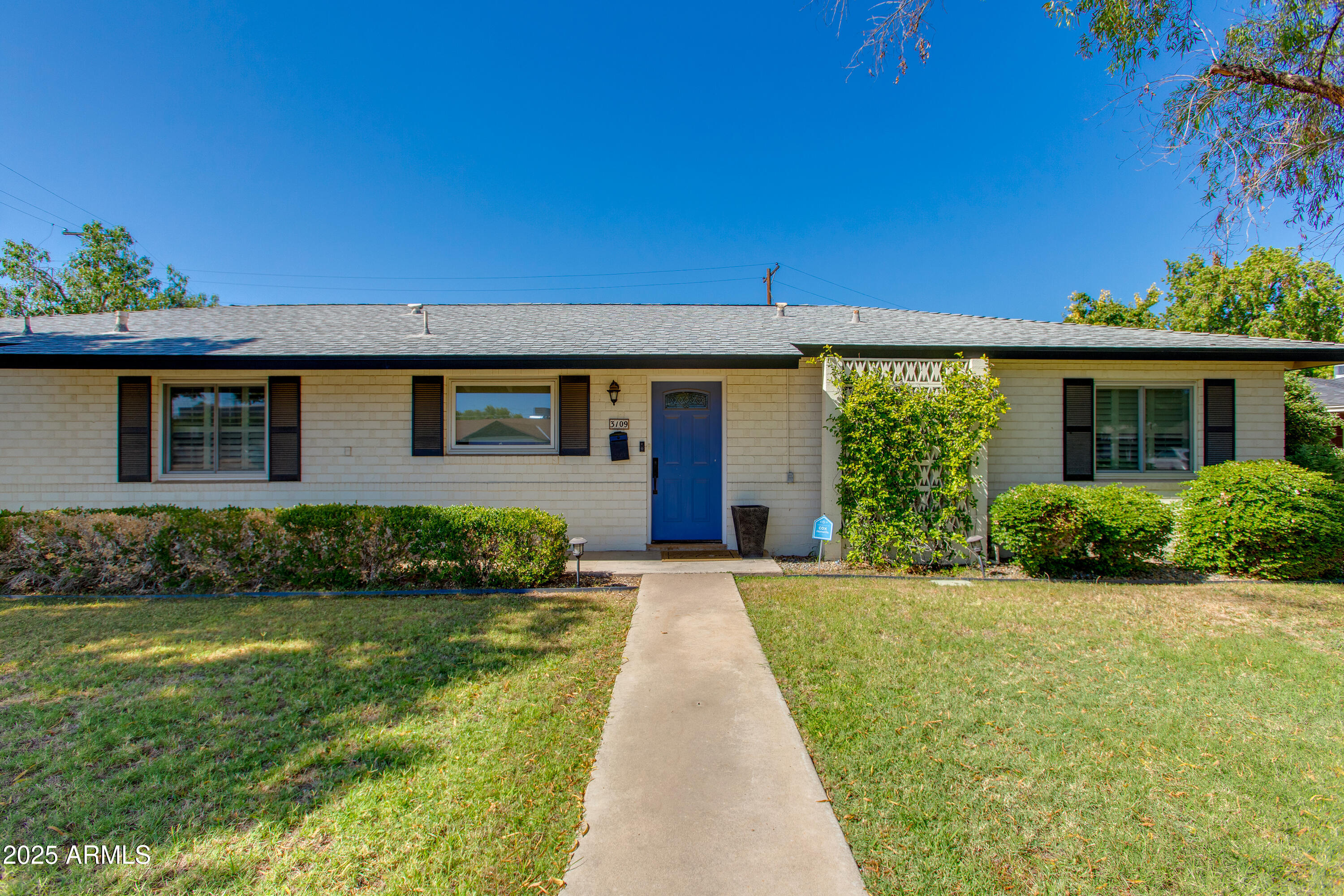 3109 E TURNEY Avenue