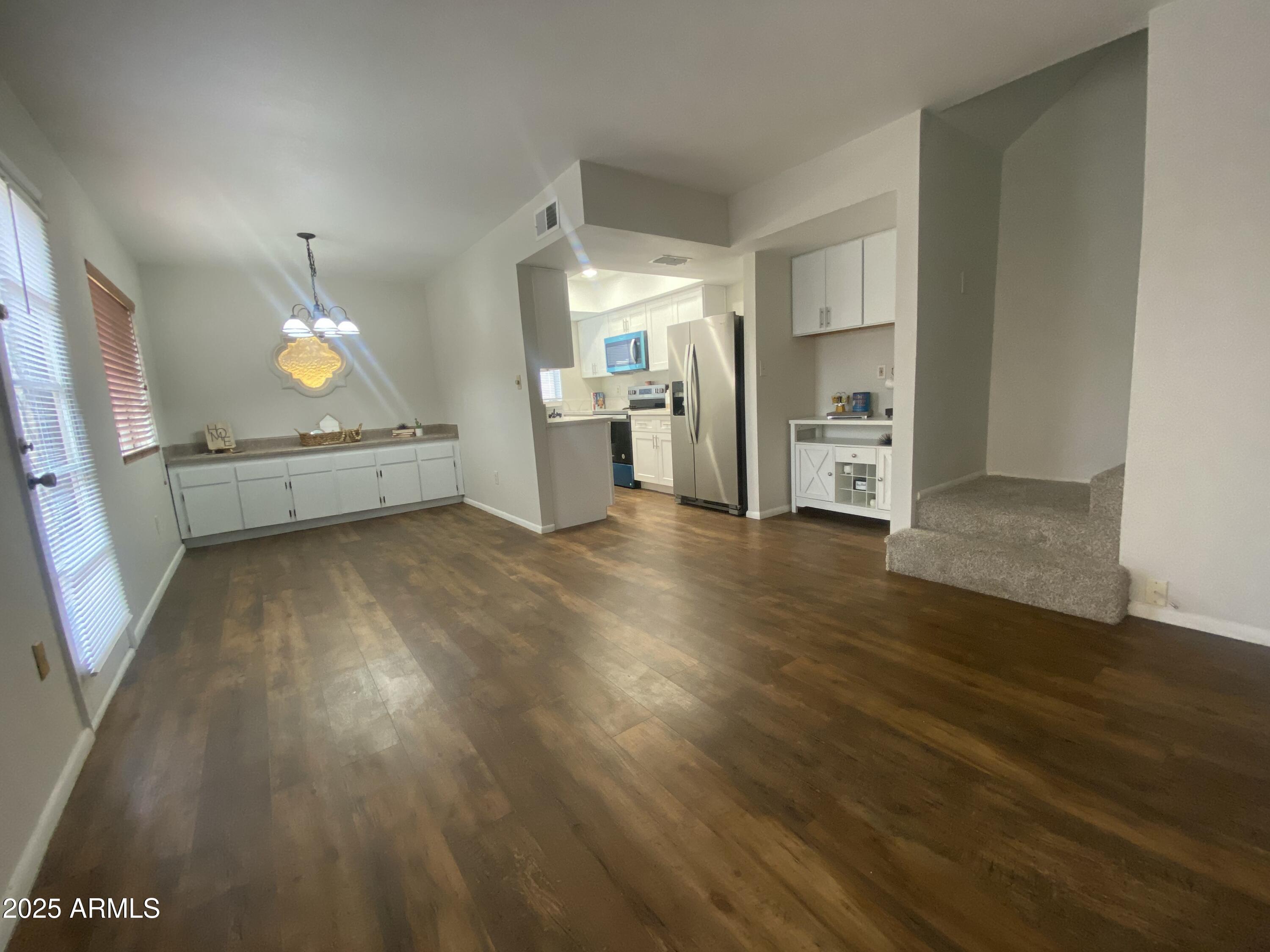 10828 N BILTMORE Drive, 133