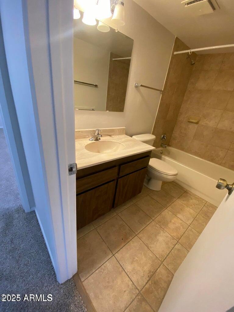 10828 N BILTMORE Drive, 133